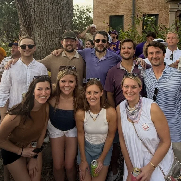 This crew is BACK this week - are you ready to kick off the Fall with your favorite bbq-inspired band?

@thebarleyhousesmu Friday 9pm 
@cityoflewisville Saturday 6pm for Western Days Fest

See yall THIS WEEK!

#Coverband #Dallas #DFW #Music