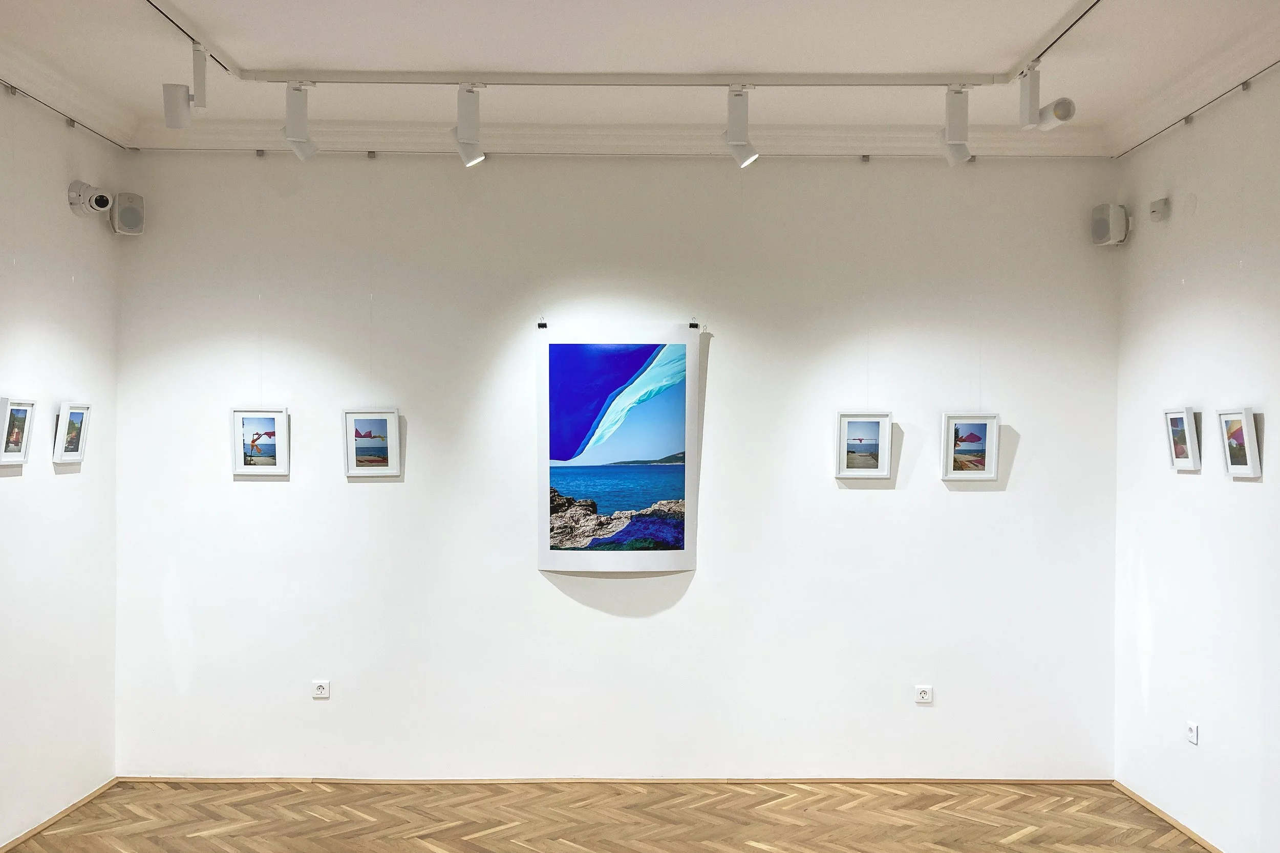 Vue de l'exposition à Ju Muzej & Galerija.
