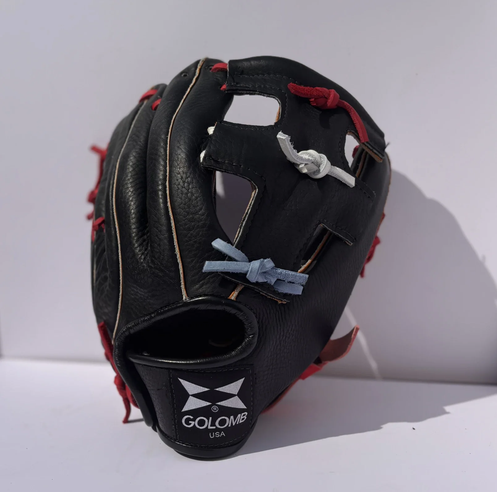 Baseball Glove Laces: A Colorful Tradition