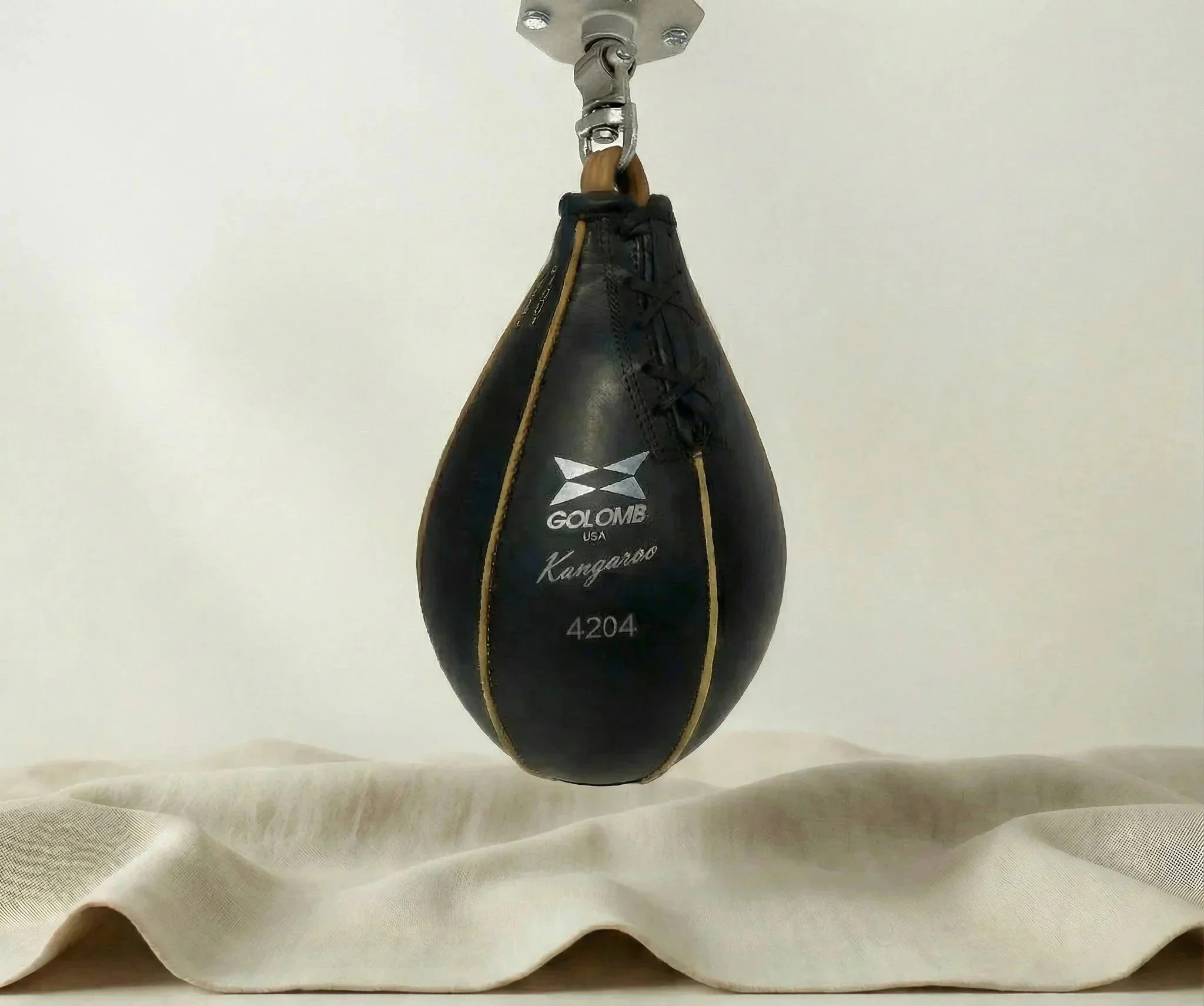 GOLOMB Kangaroo Striking Speed Bag
