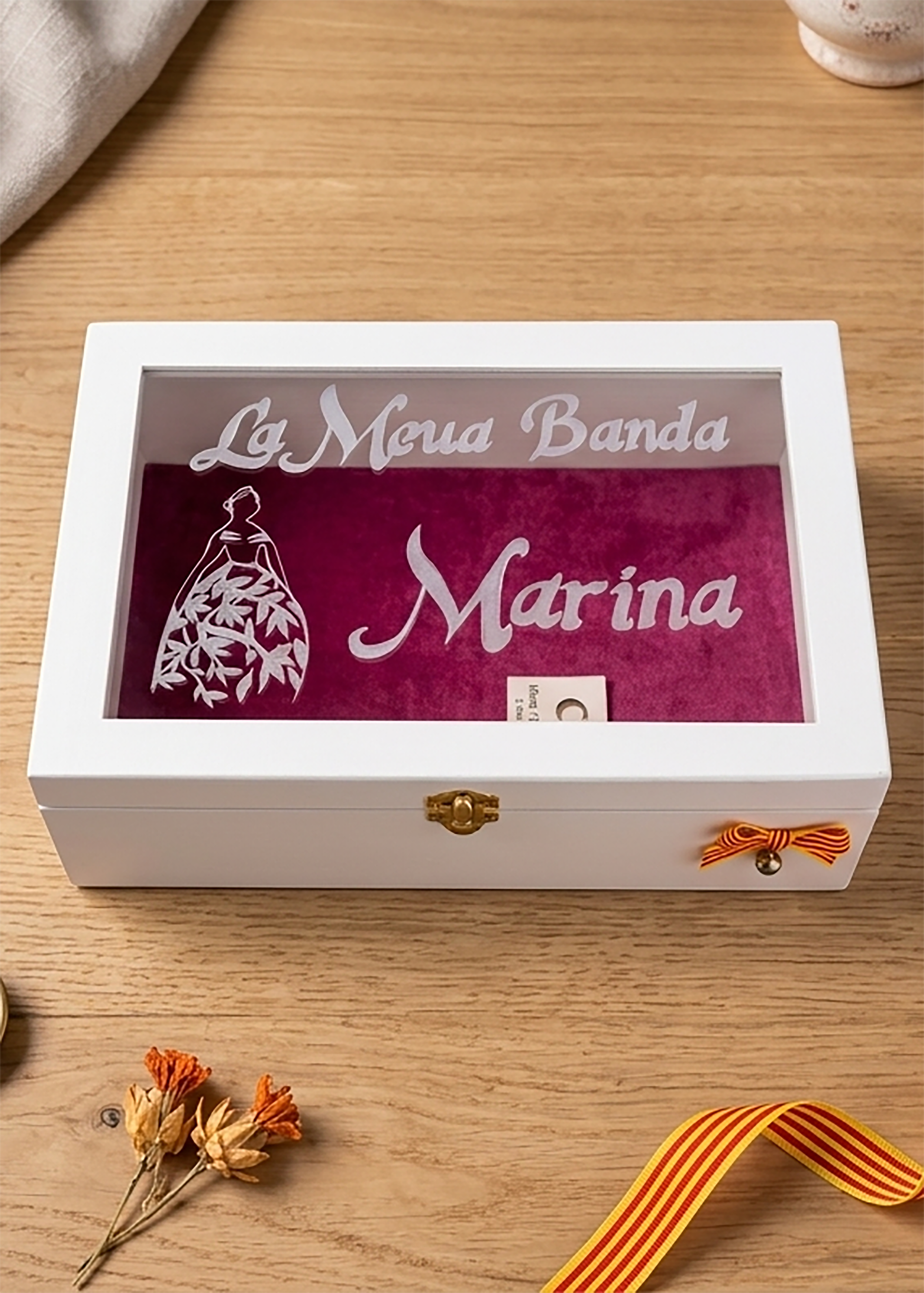 Caja de banda con tapa de cristal.