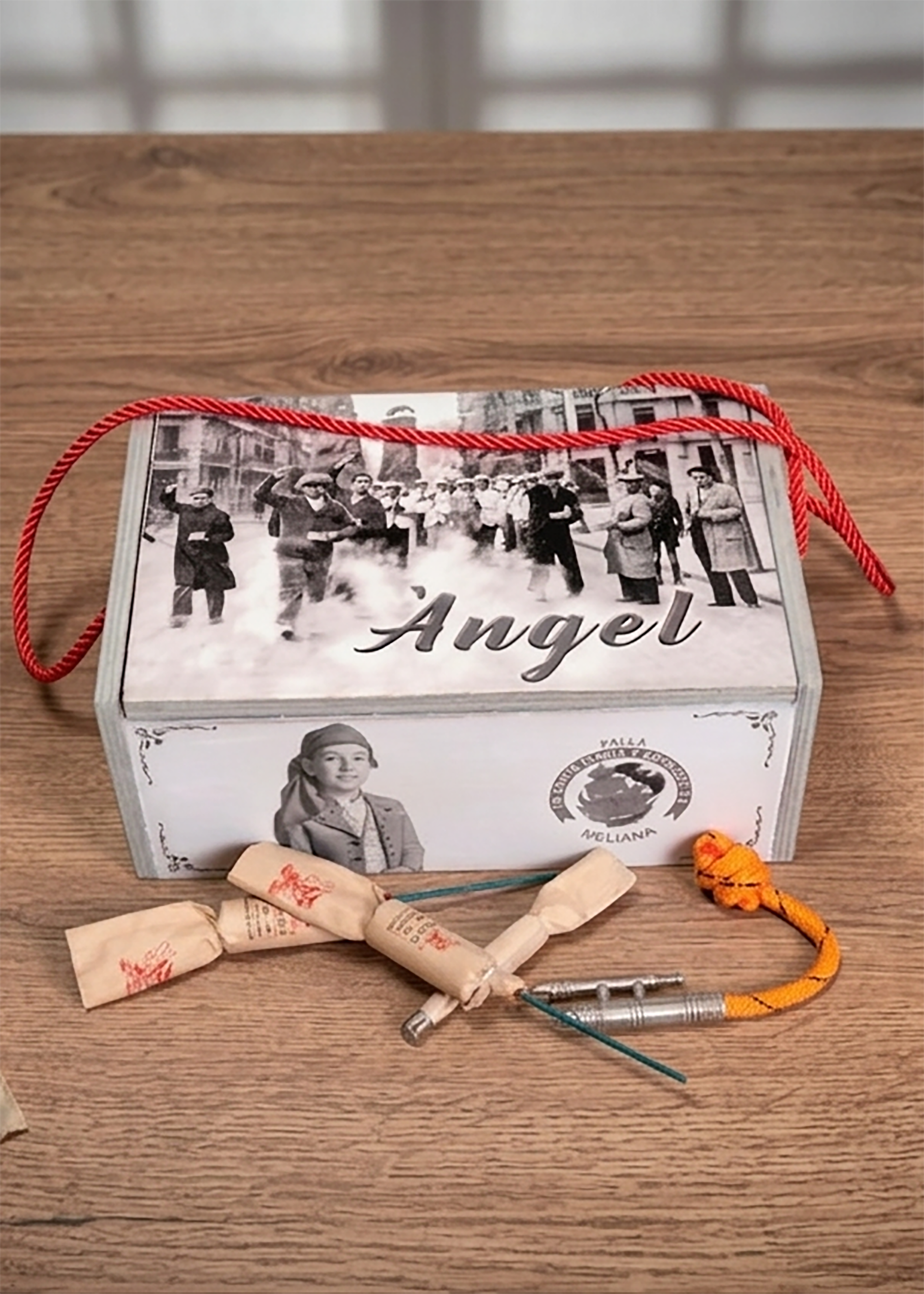 Caja de petardos personalizada