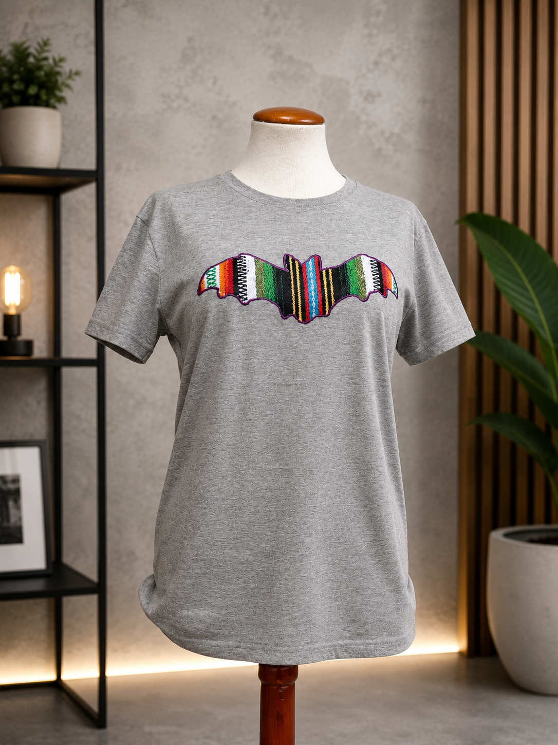 Camiseta "LØRAT" gris