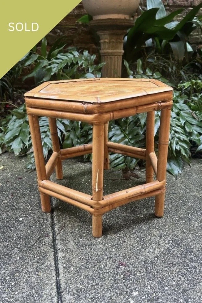 Antique Bamboo Hexagon Riser