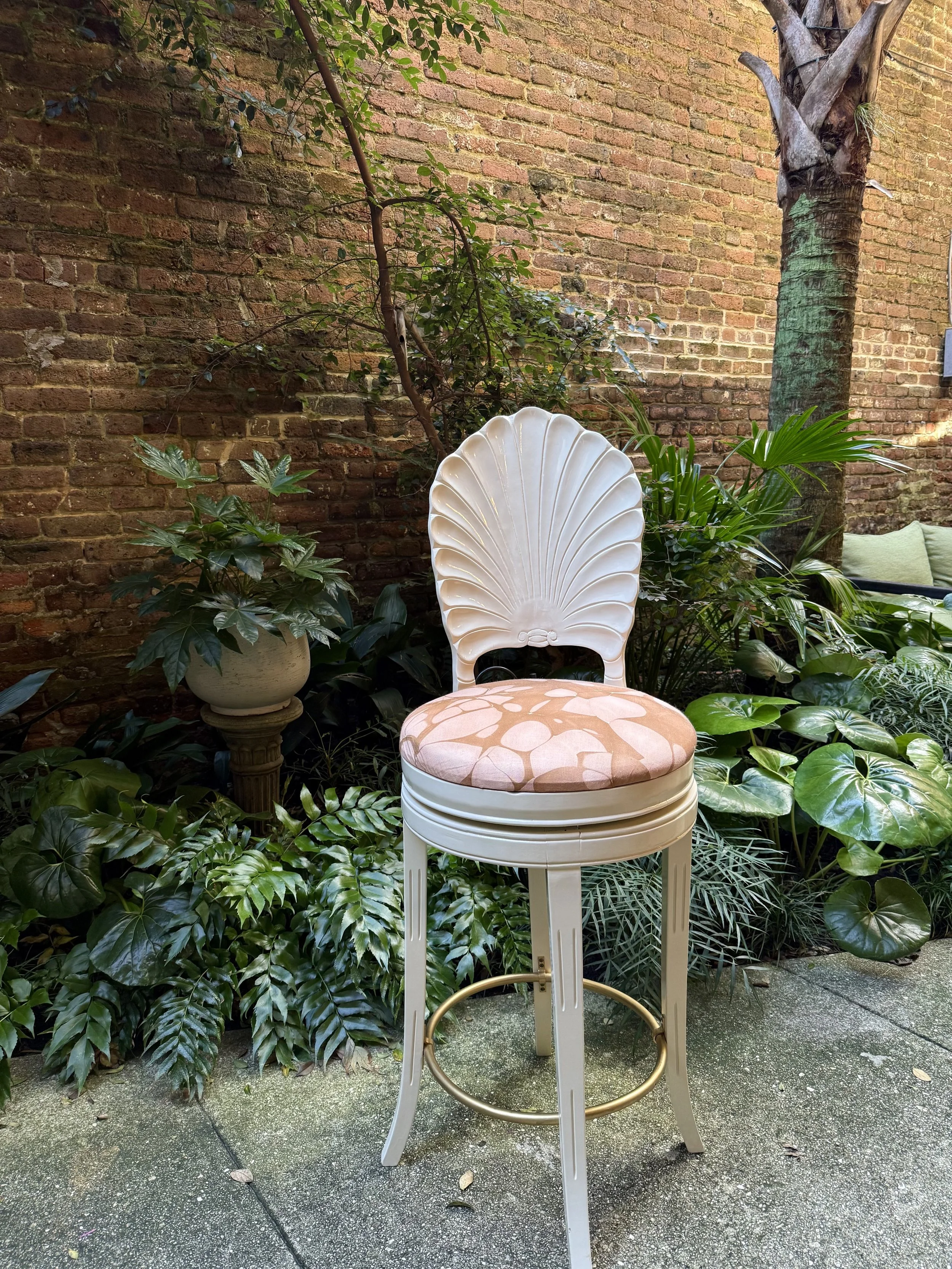 Shell Scalloped Bar Stool