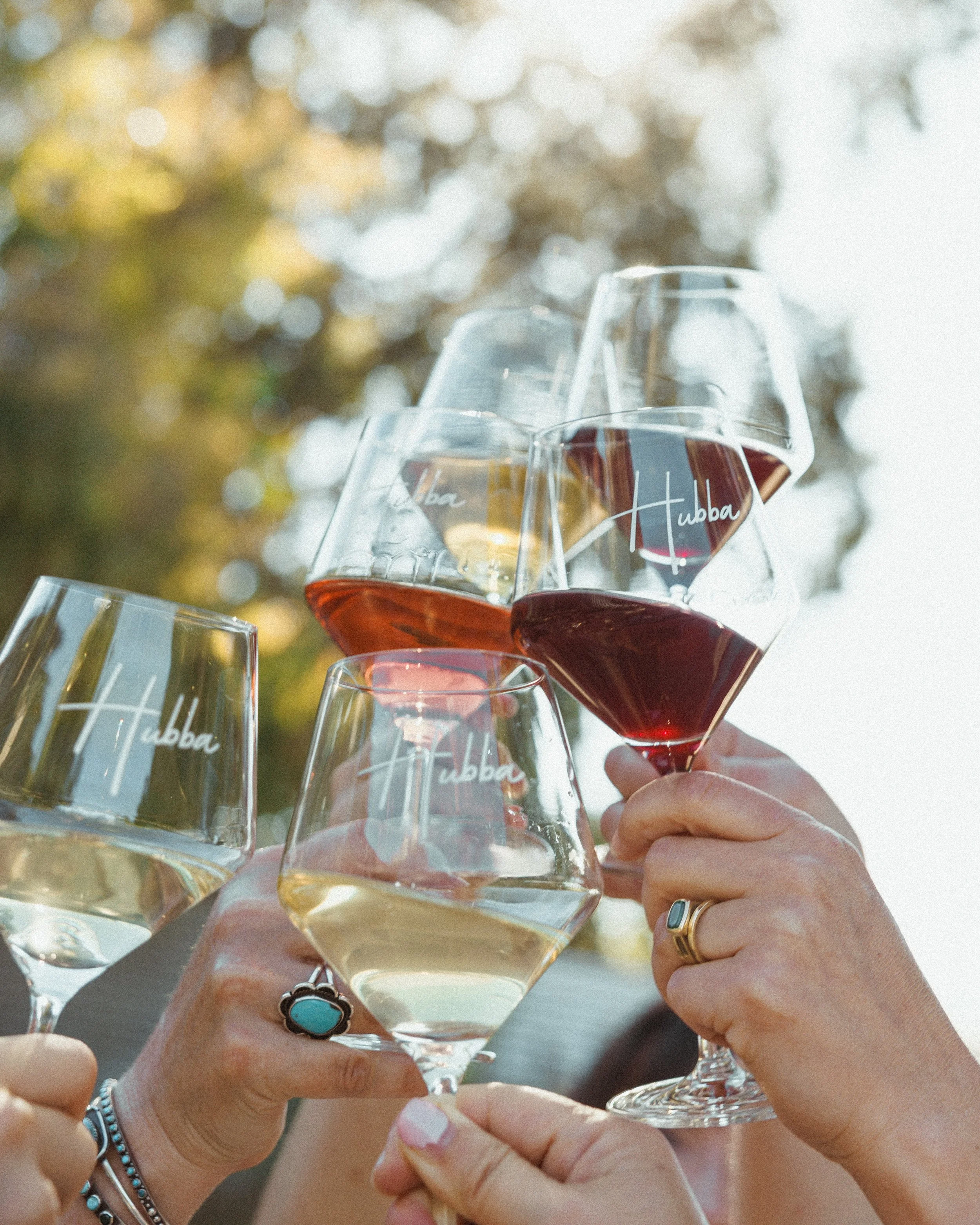 HubbaWines_Cheers.jpg