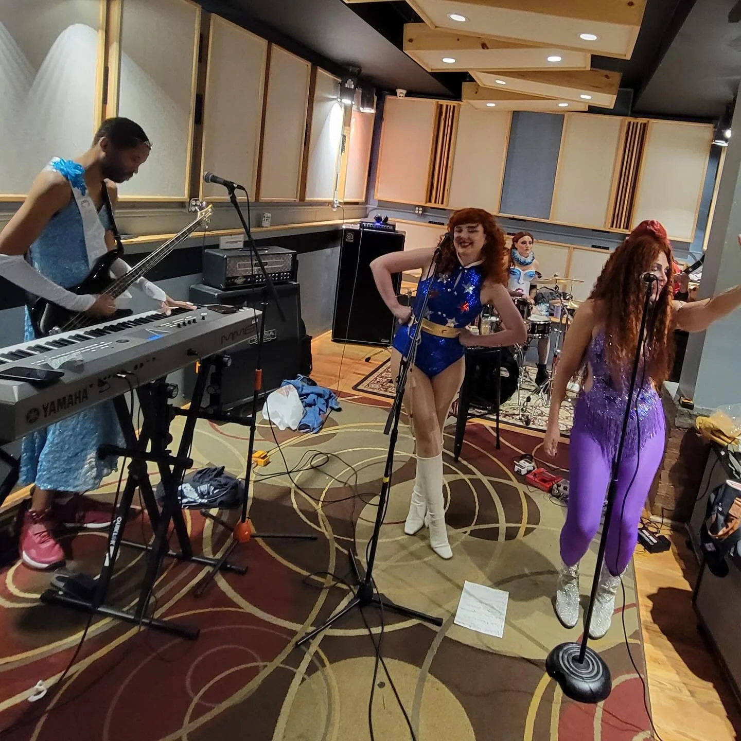 It&rsquo;s almost #gutterween! Some BTS from dress rehearsal today - we&rsquo;re 99% of the way to being the sparkliest @chappellroan cover band in all of New York City!

See you @gutterbar on 10/31!

#chappellroadband #coverband #halloweenconcert #c