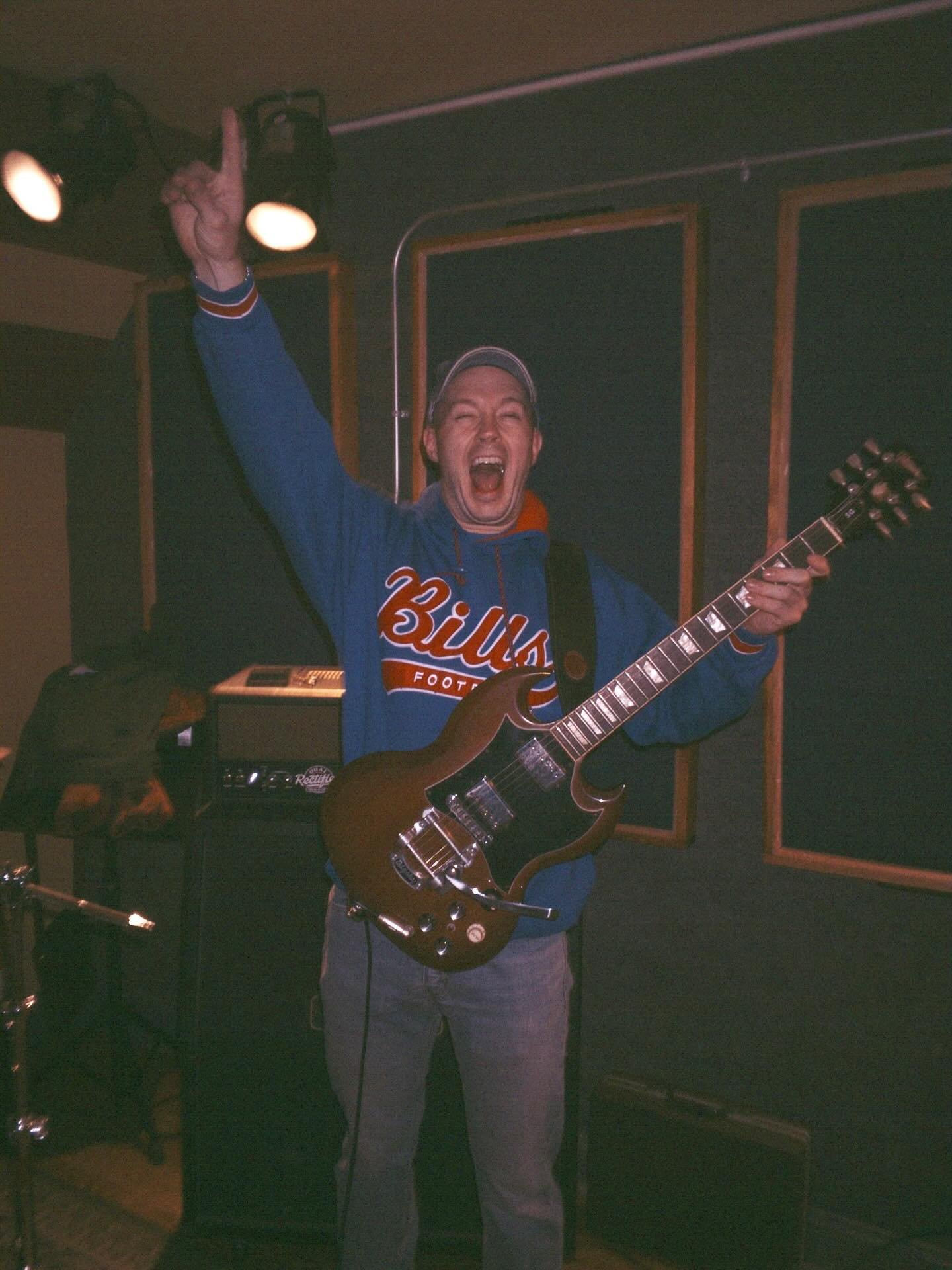 Wig? OMG WIG! Big practice for The Pink Phony Club - 17 days until our first show @gutterbar! Link in bio for more info!