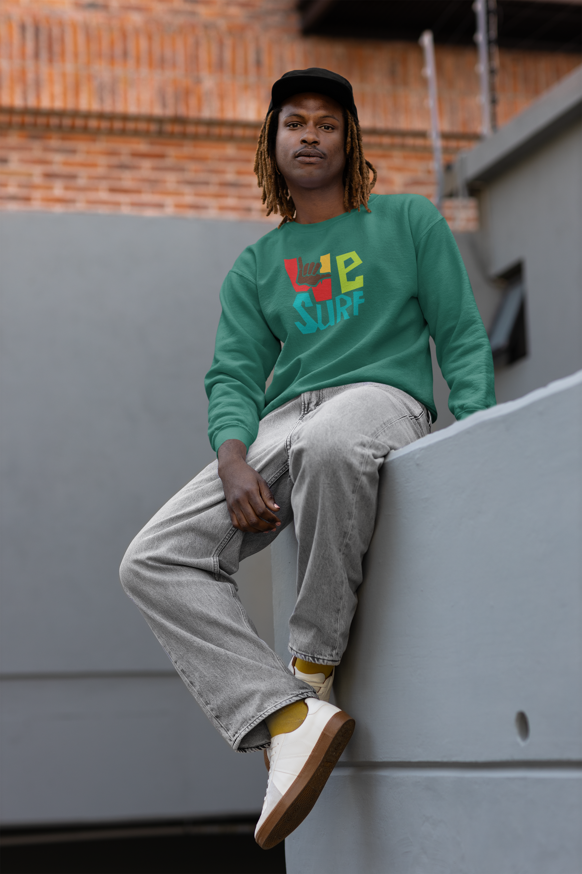 CHEST LOGO SWEATSHIRT