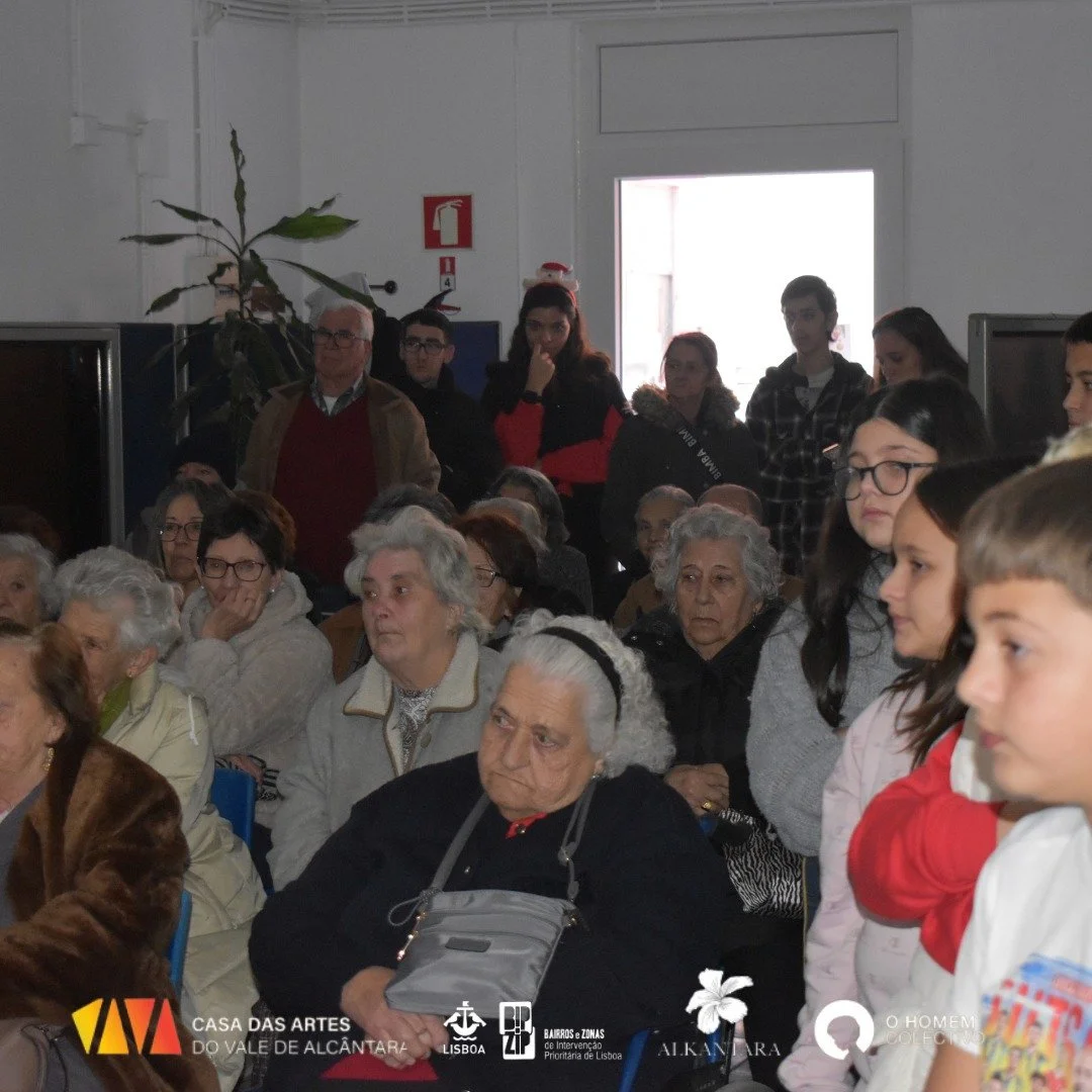 Casa das Artes 2.0 - 422924014_122123586722121775_2329317597686053595_n @ O Homem Colectivo 2024.jpg