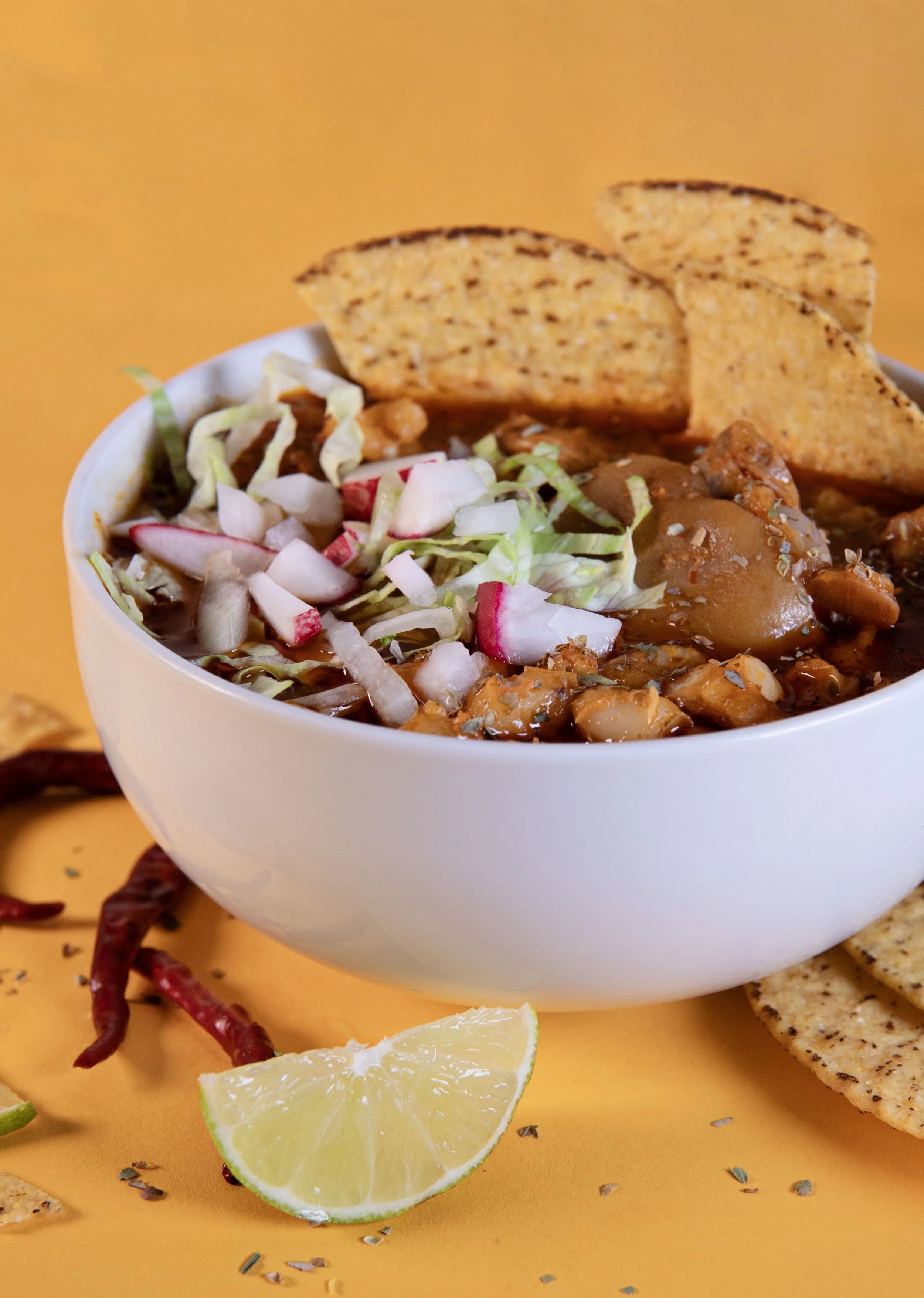 CALDO DE POZOLE