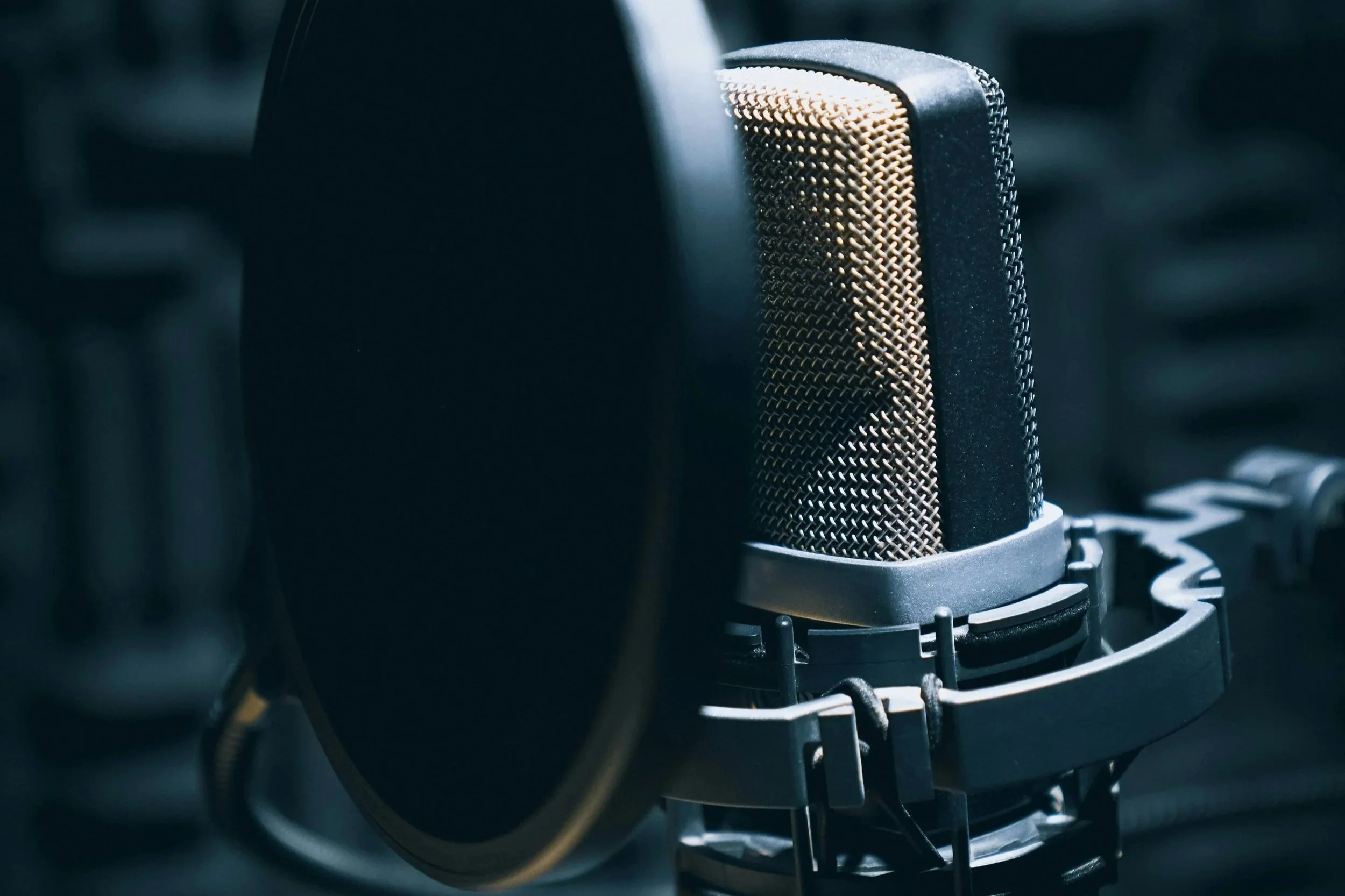 Audio Logo vs Sonic Identity