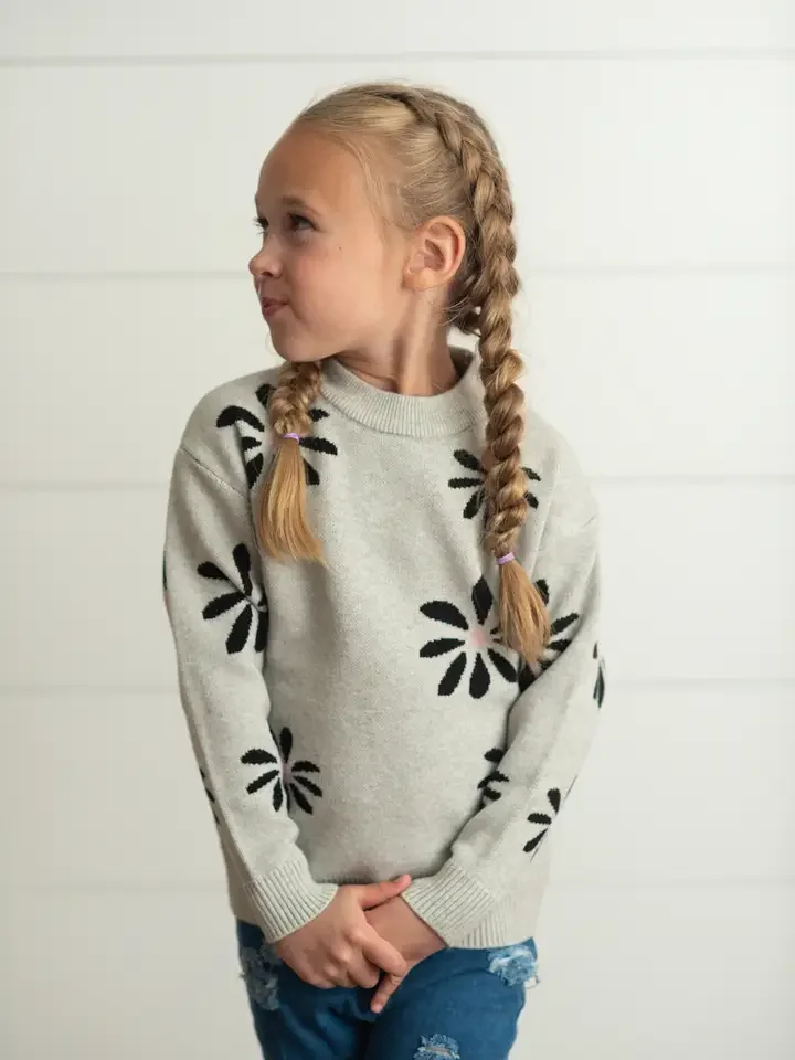 FRONT-Kids Light Gray Flower Crew Neck Fall Winter Sweater.webp