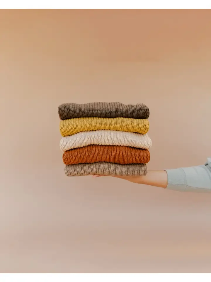 FOLDED-Chunky Knitted Sweater.webp