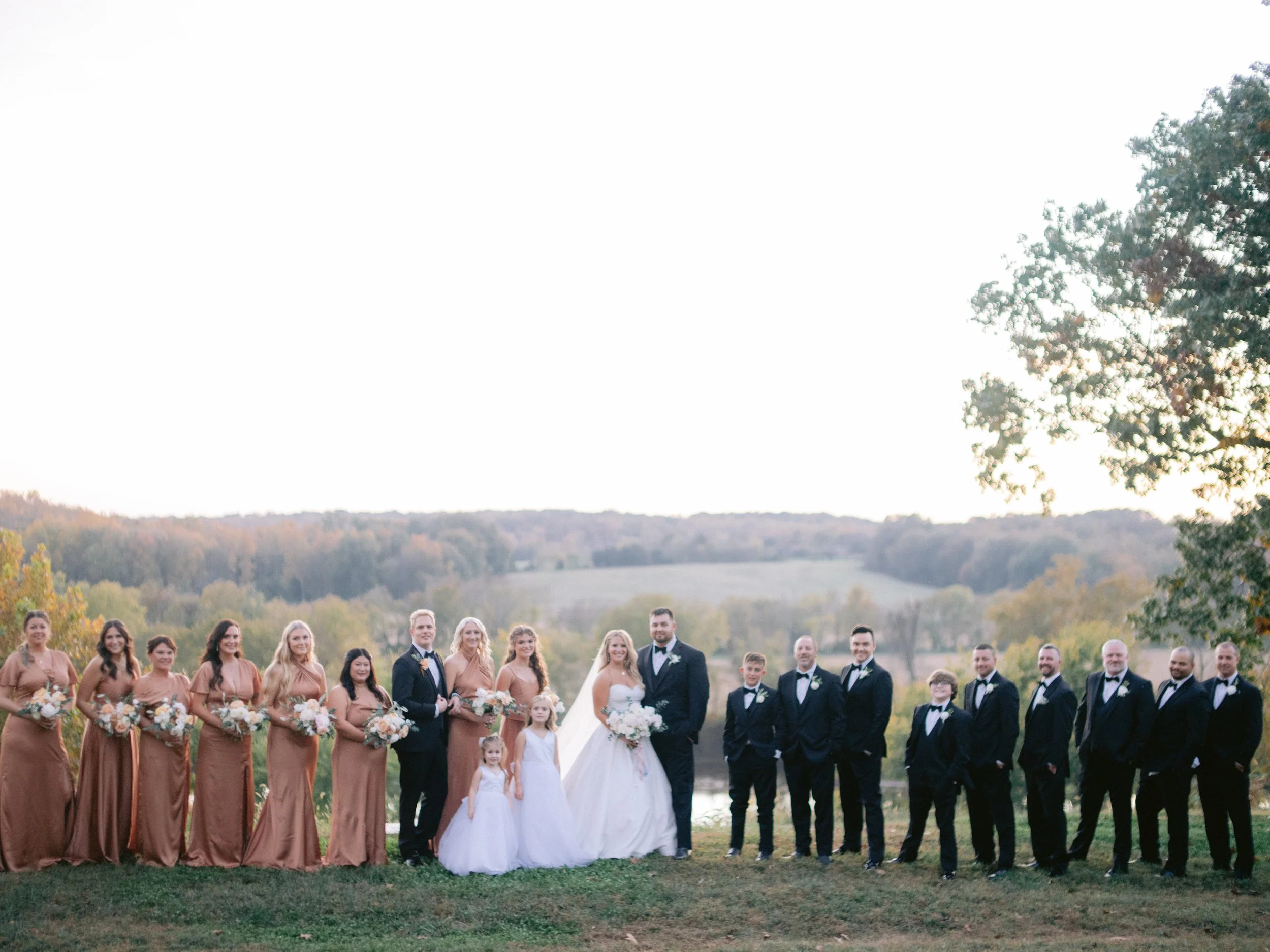 NikkiSanterre_CharlottesvilleLuxuryWeddingPhotography_EstateatRiverRunLKEvents_JessicaDrew-60-edited.jpg