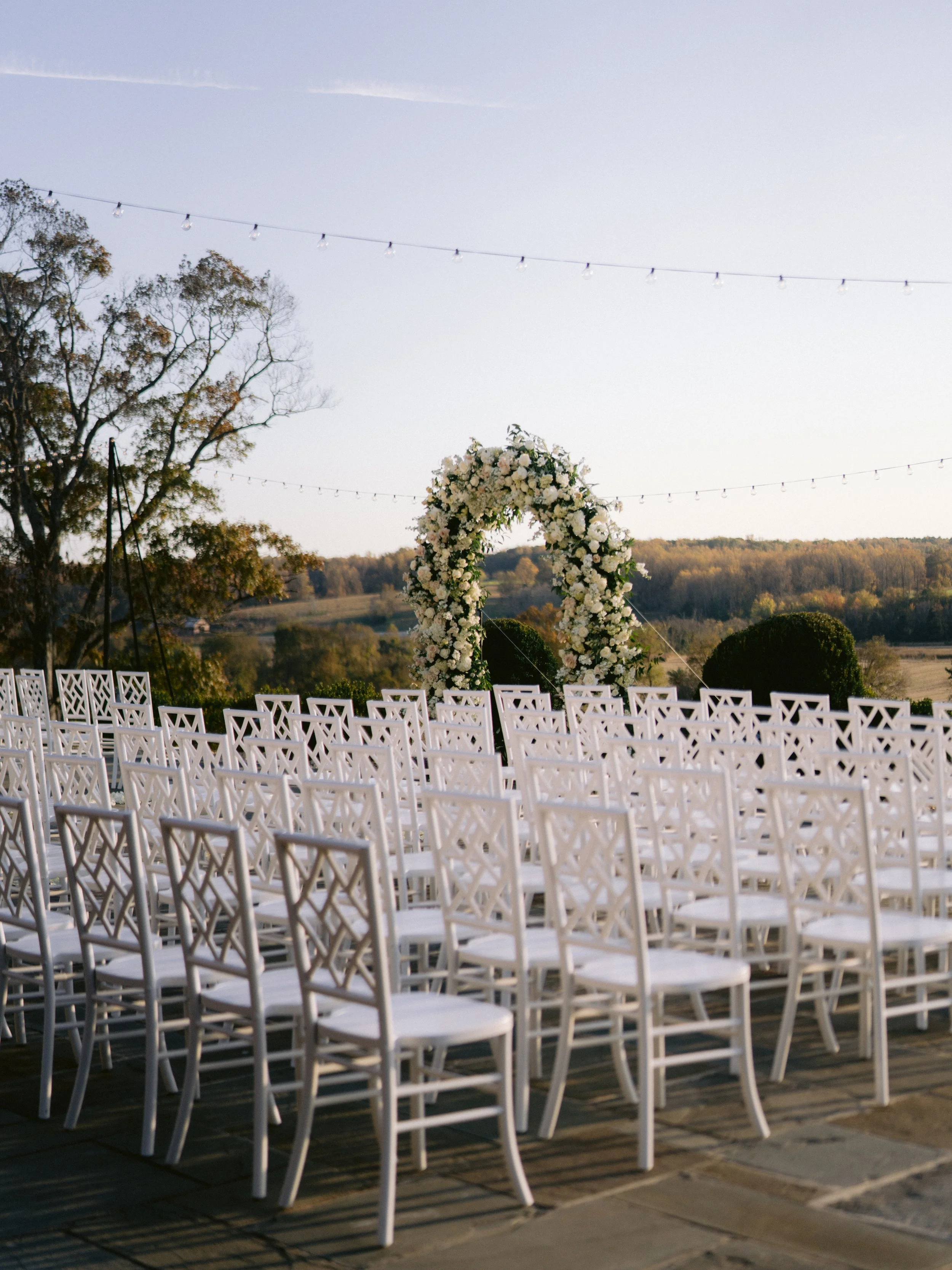 NikkiSanterre_CharlottesvilleLuxuryWeddingPhotography_EstateatRiverRunLKEvents_JessicaDrew-1888.jpg