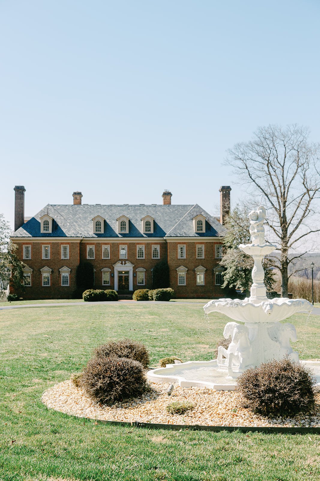 SarahMattozziPhotography-IvySam-EstateatRiverRun-Wedding-Highlights-9.jpg
