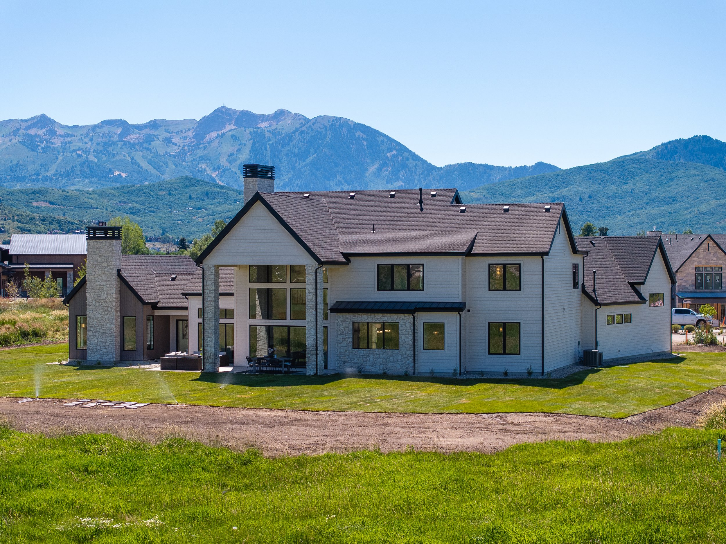 18 REV Builders-40.jpg