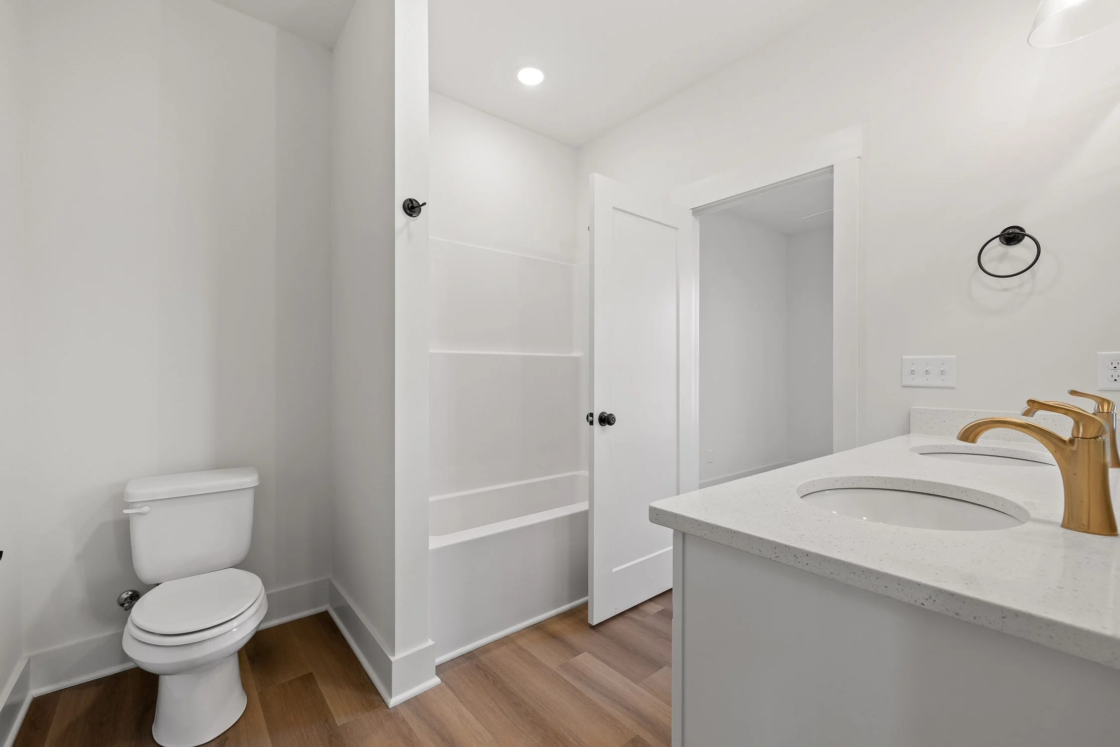 25-5112 Northpoint-25.jpg