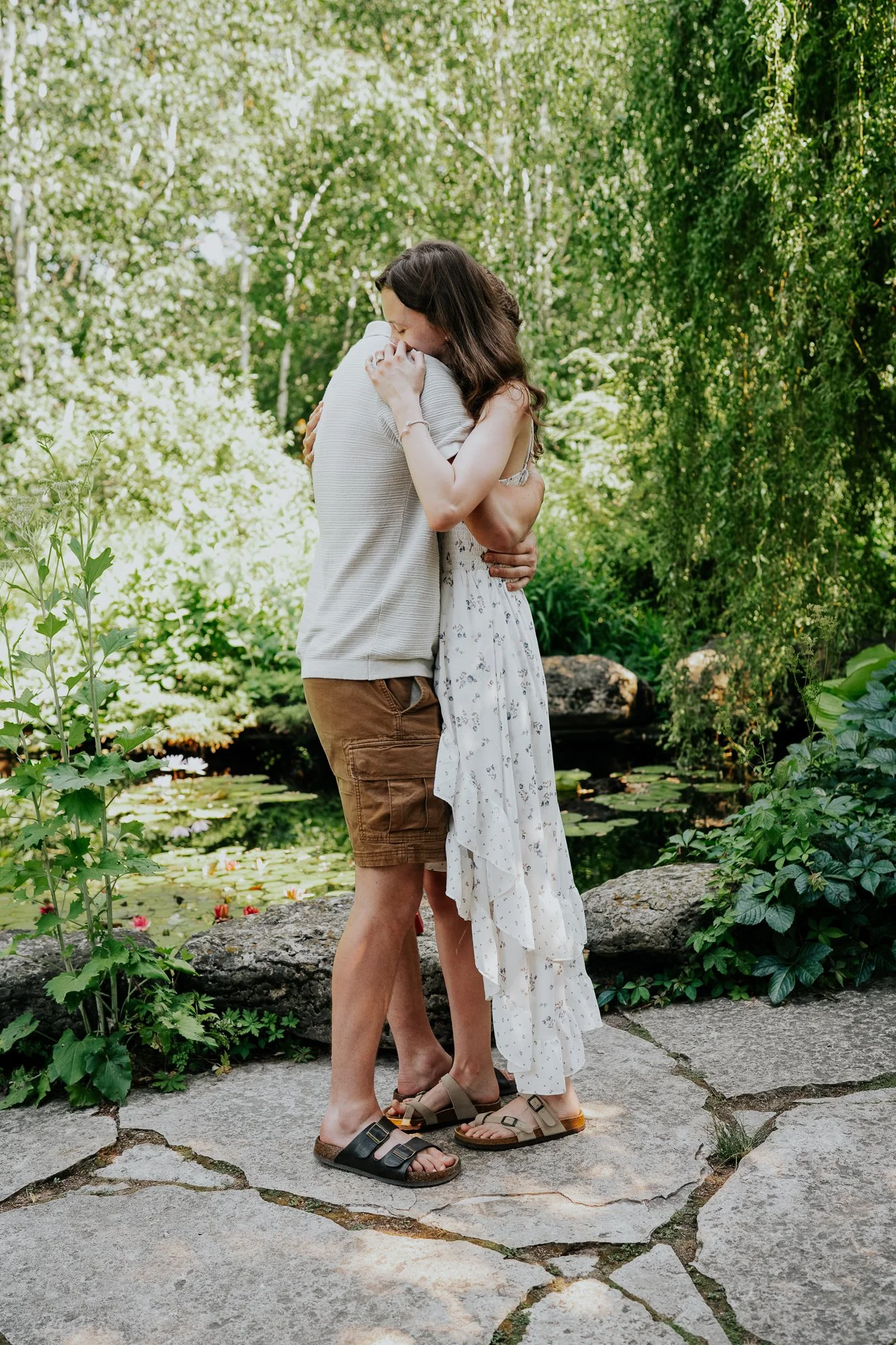surprise proposal olbrich gardens madison-5.jpg