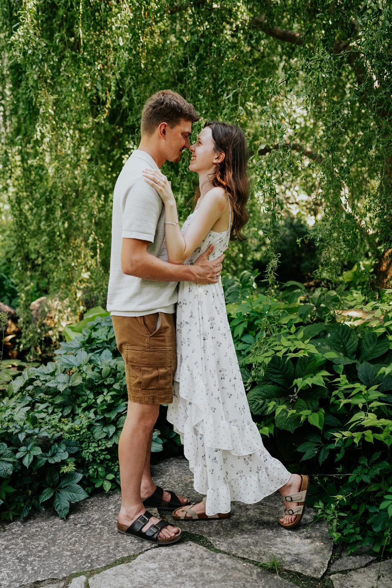 surprise proposal olbrich gardens madison-9.jpg