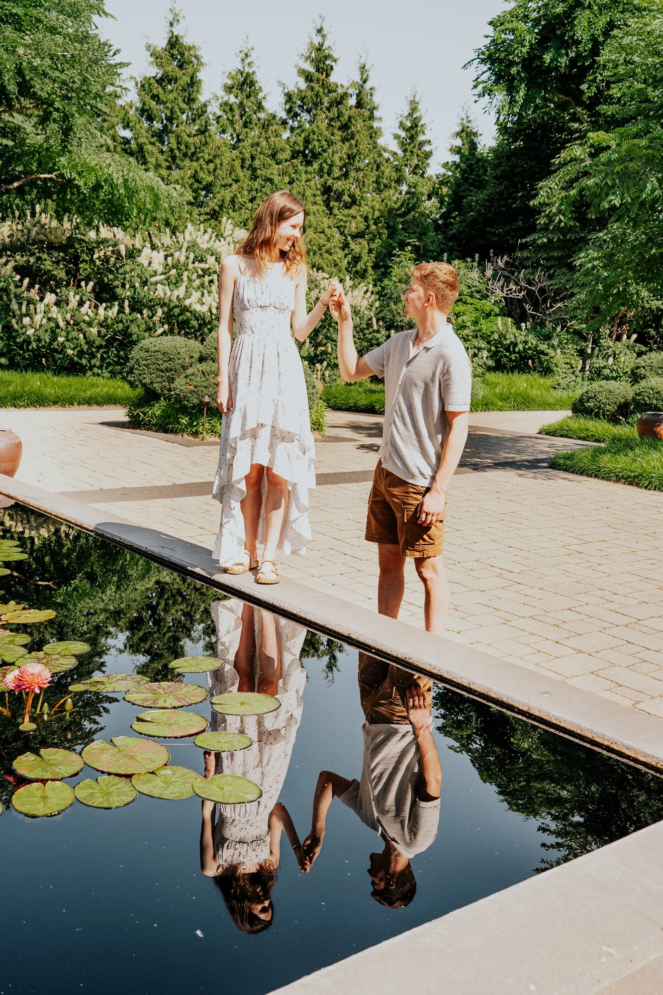surprise proposal olbrich gardens madison-26.jpg