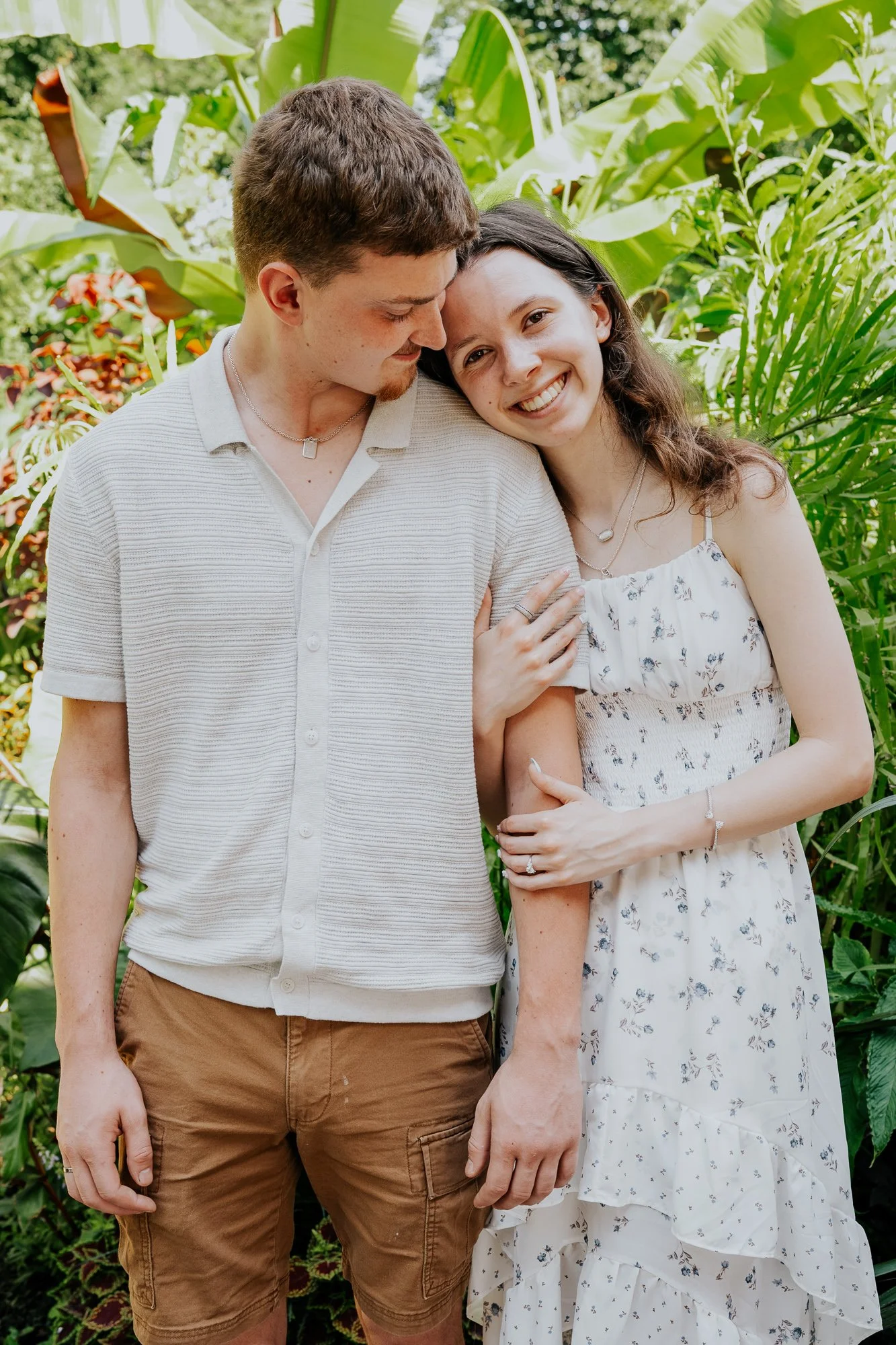 surprise proposal olbrich gardens madison-29.jpg