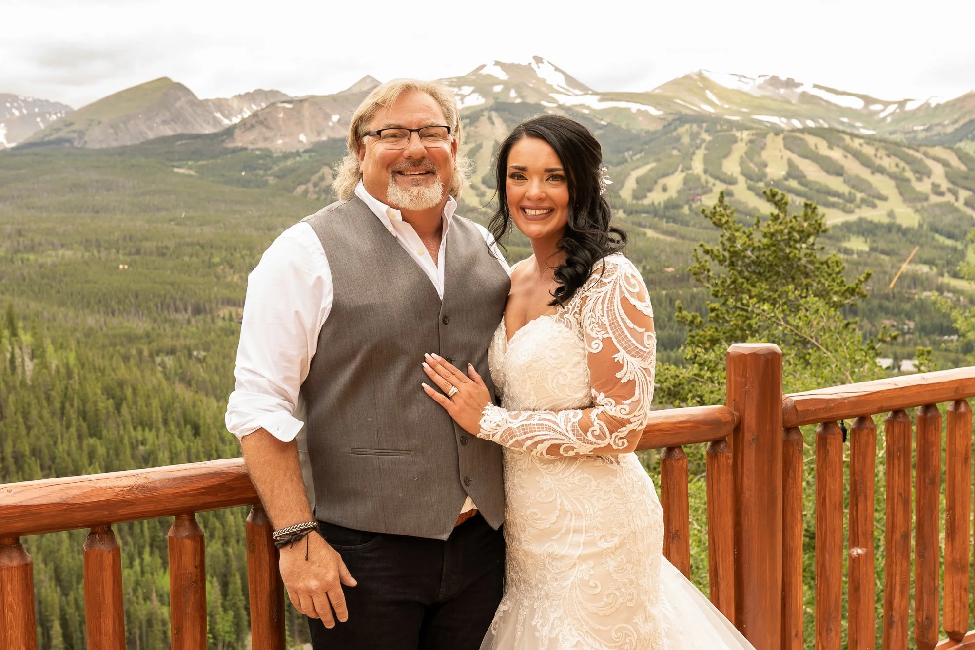 wedding day portrait breckenride slopes.jpg
