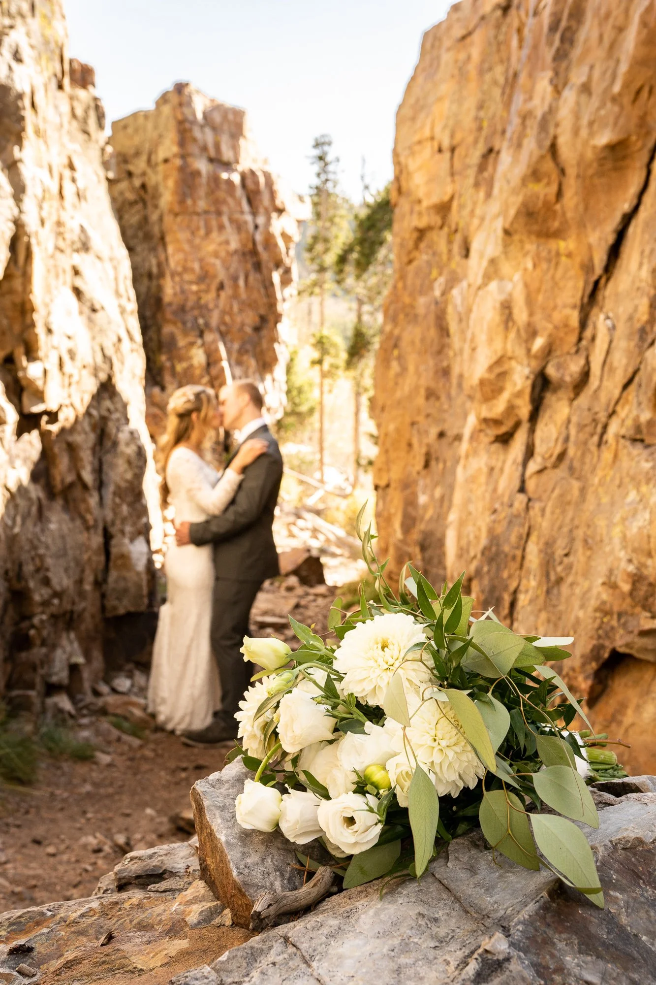 elopement kiss and boquet.jpg