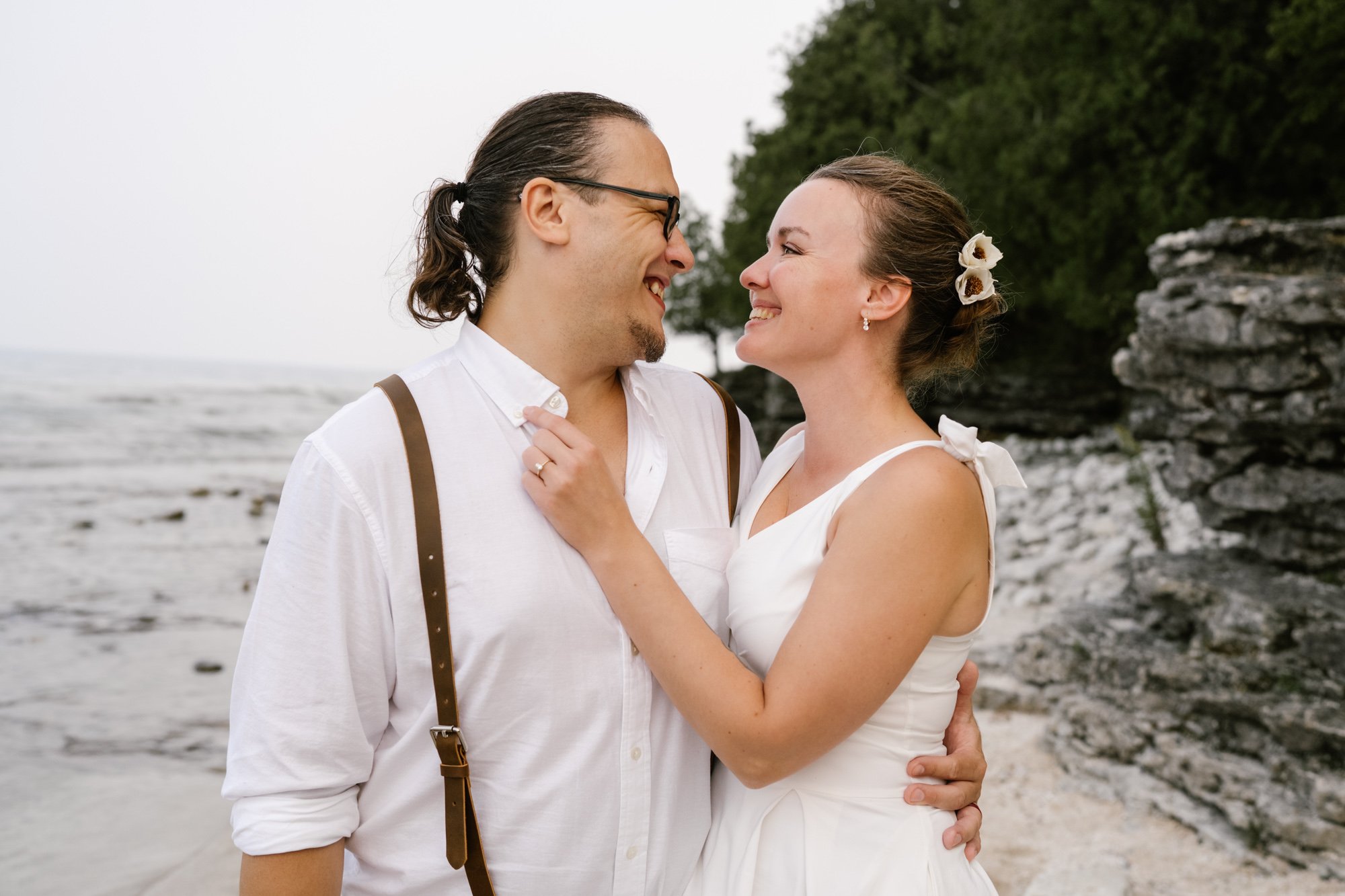 door-county-intimate-wedding-attire.jpg
