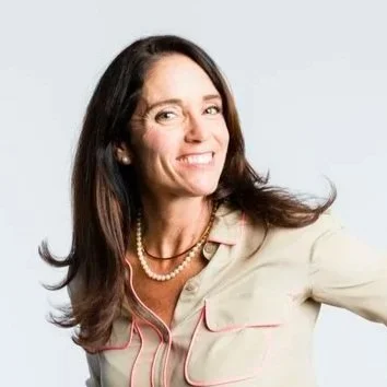 Maria Cunneen headshot.