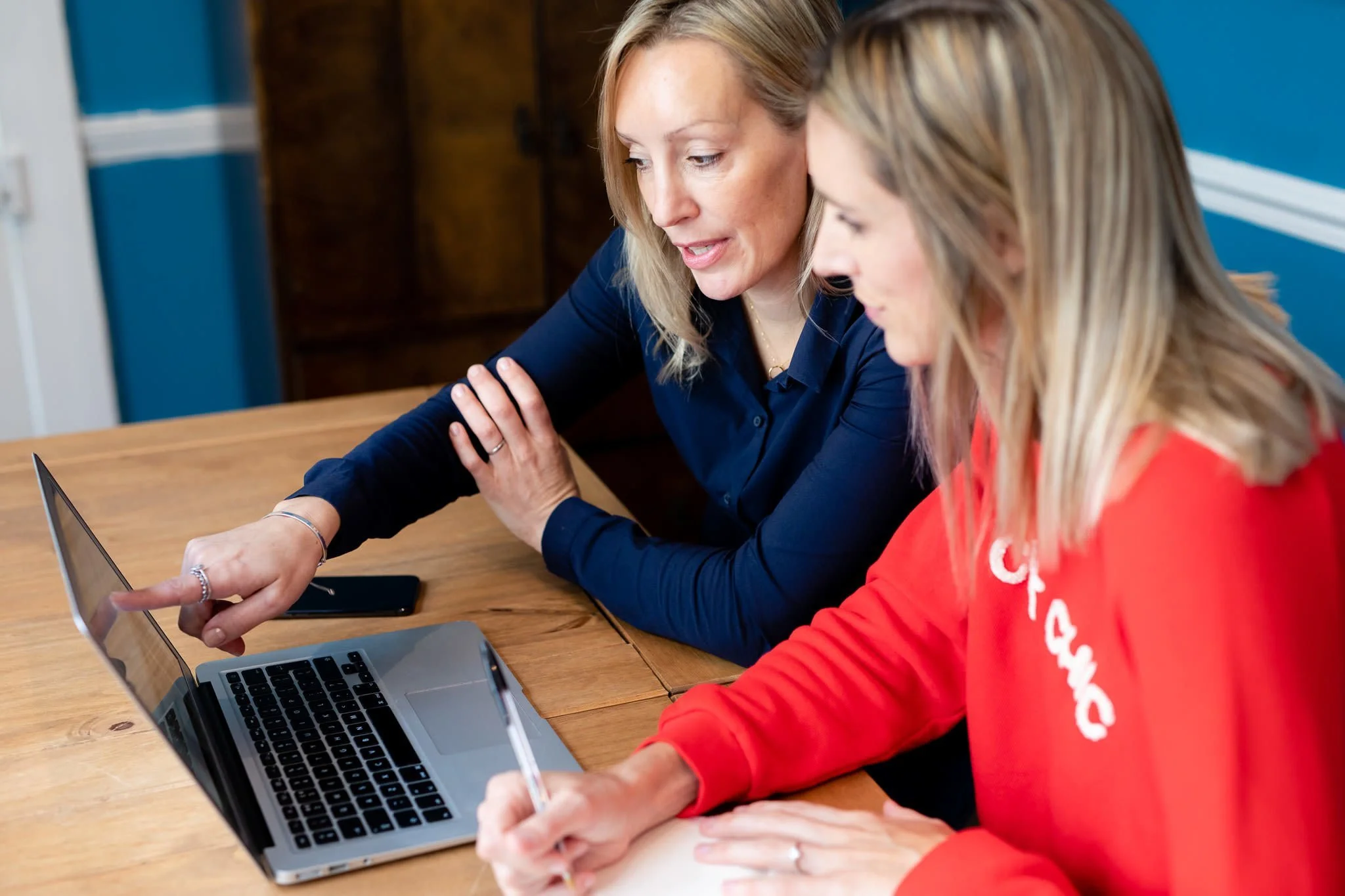 10 things to consider before you launch your course or membership in 2025