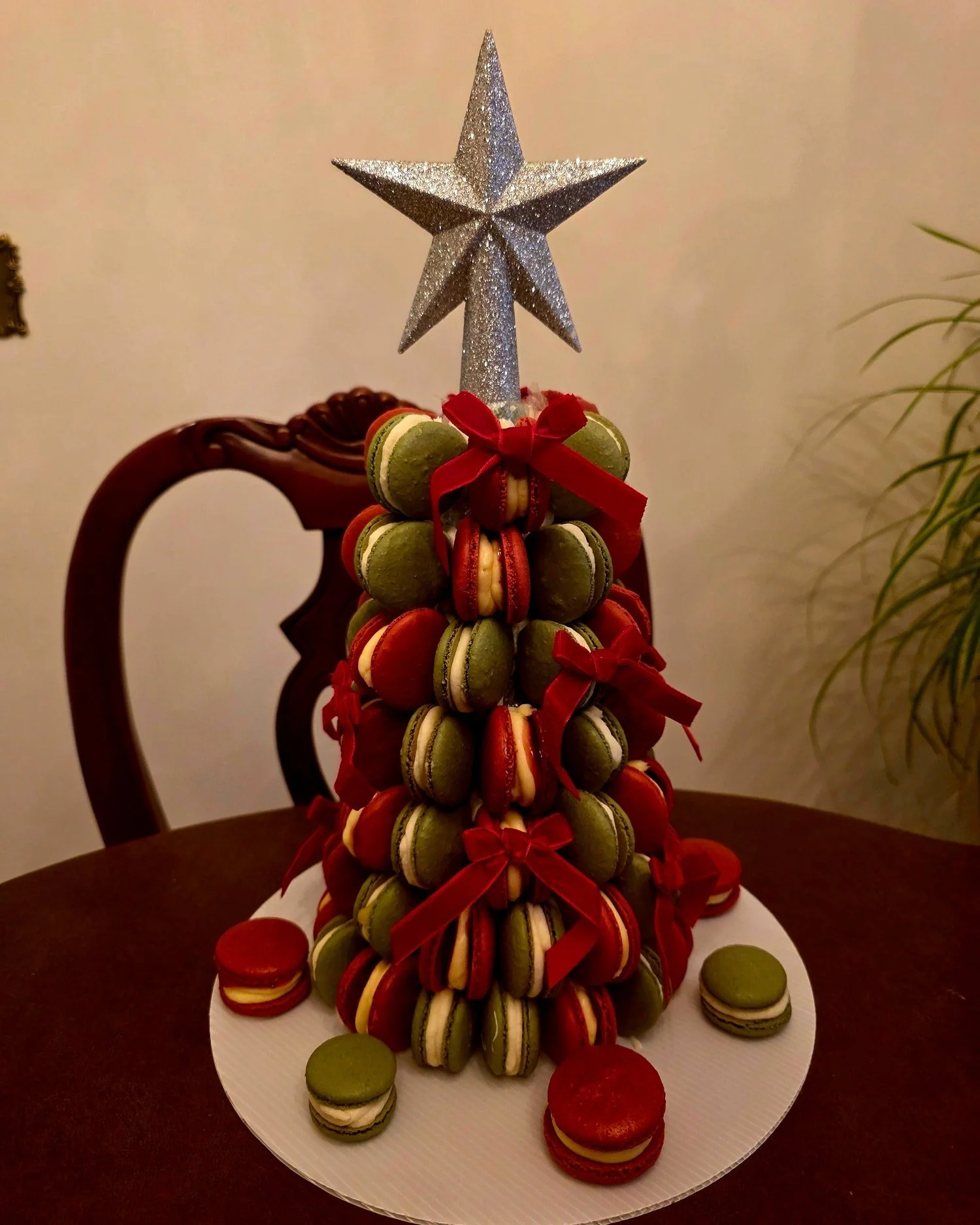 Macaron Christmas tree