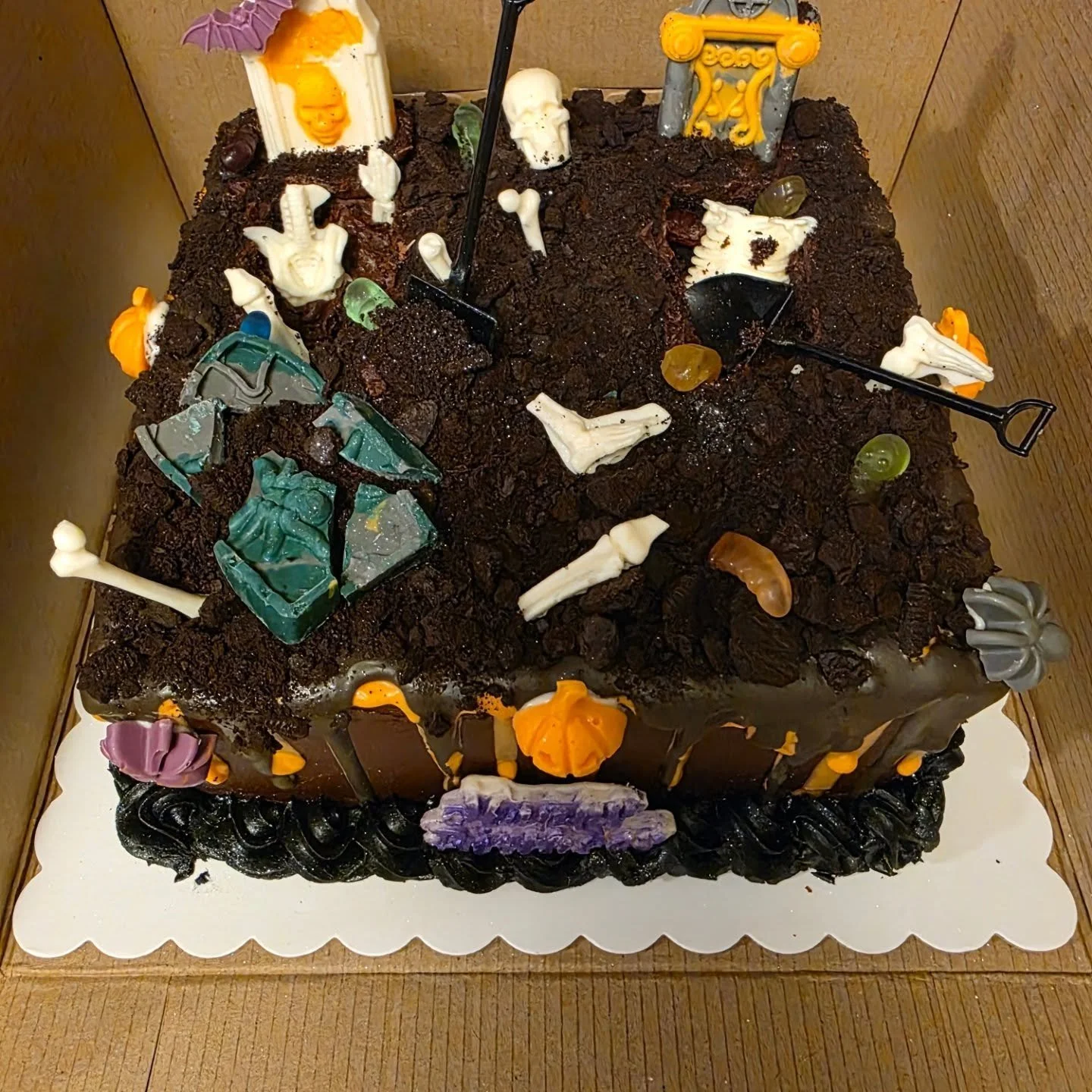 Halloween cake with white chocolate decorations