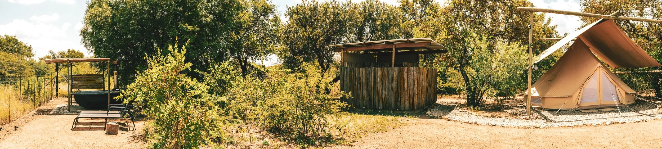 Glamping unit panorama (bathroom)