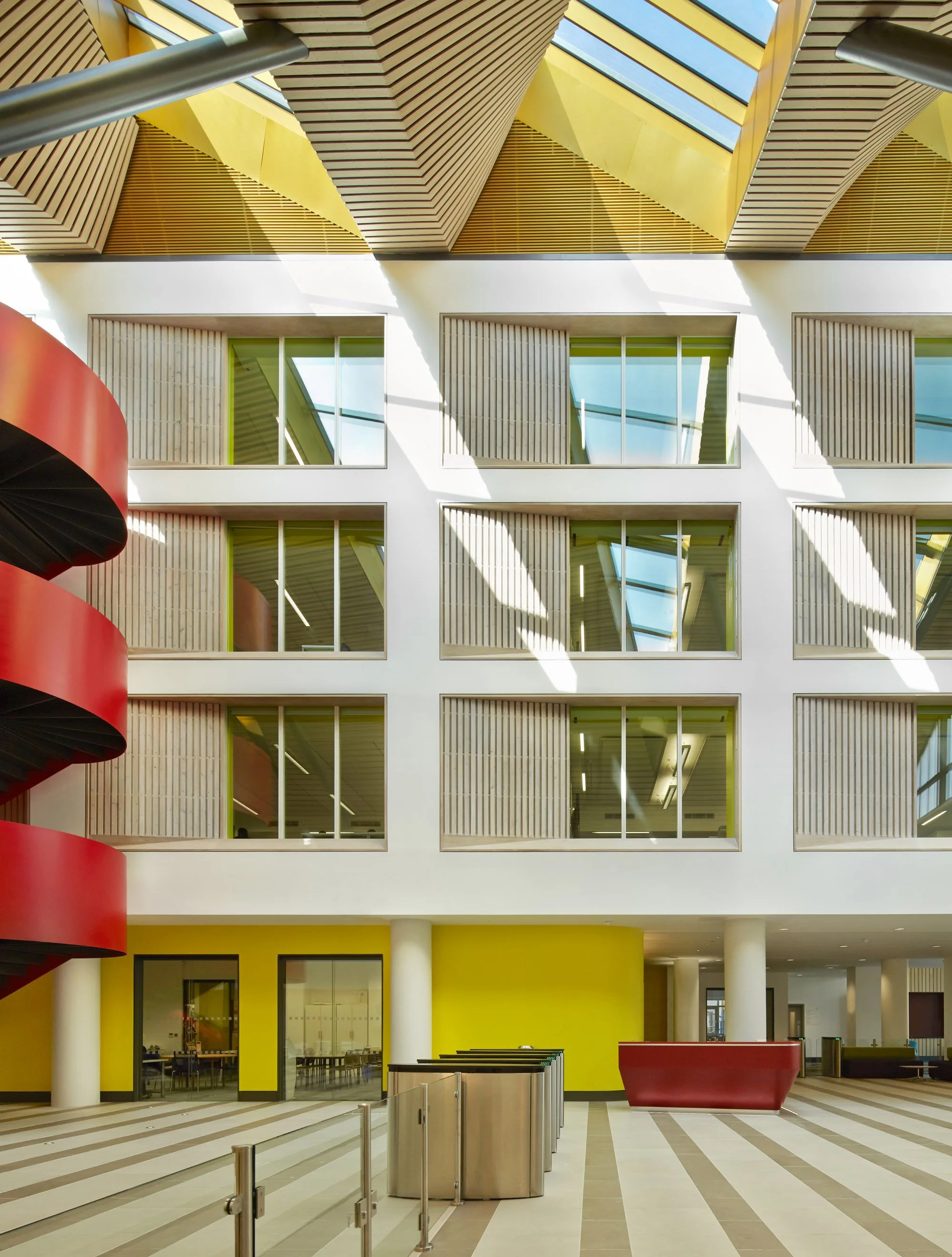 Bold window detailing at Southwark College