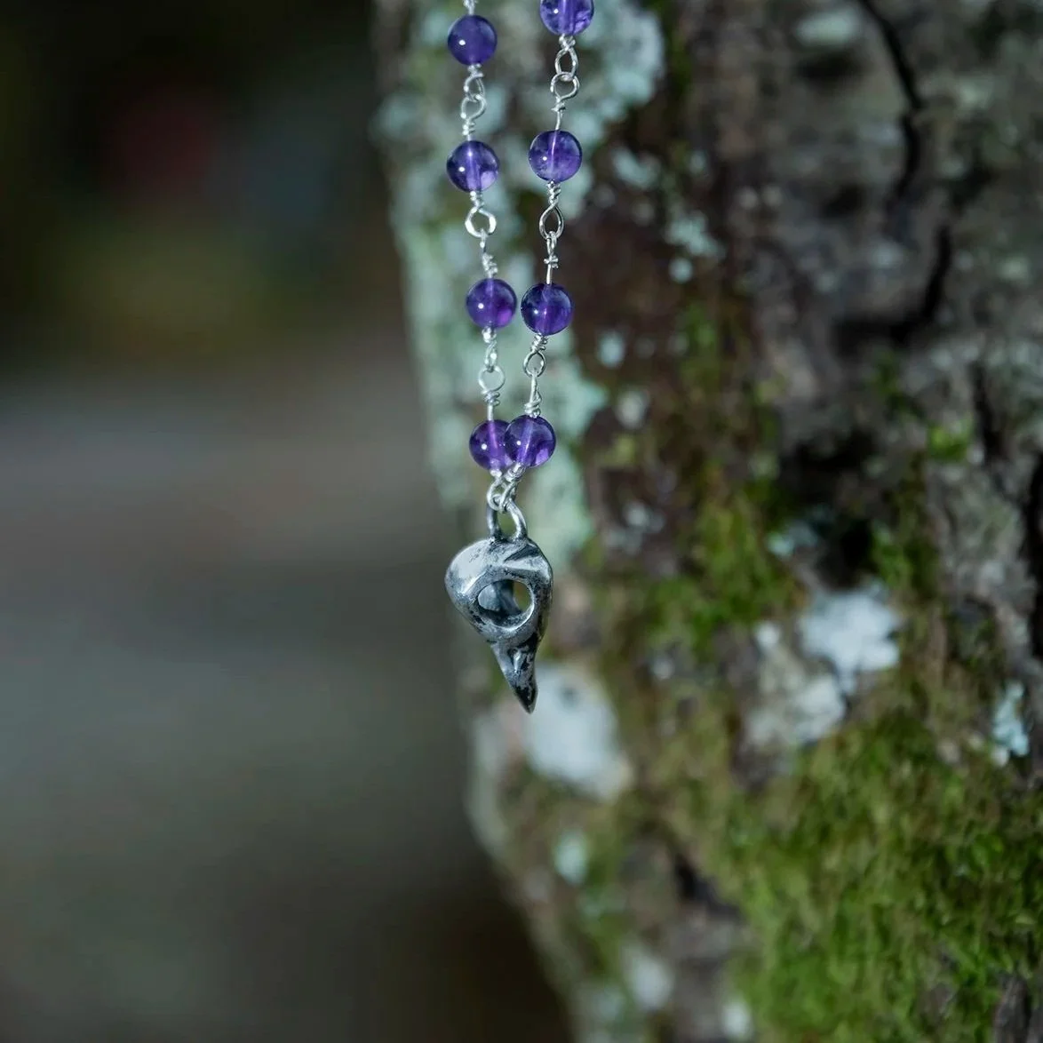 CrowNecklace02.jpg