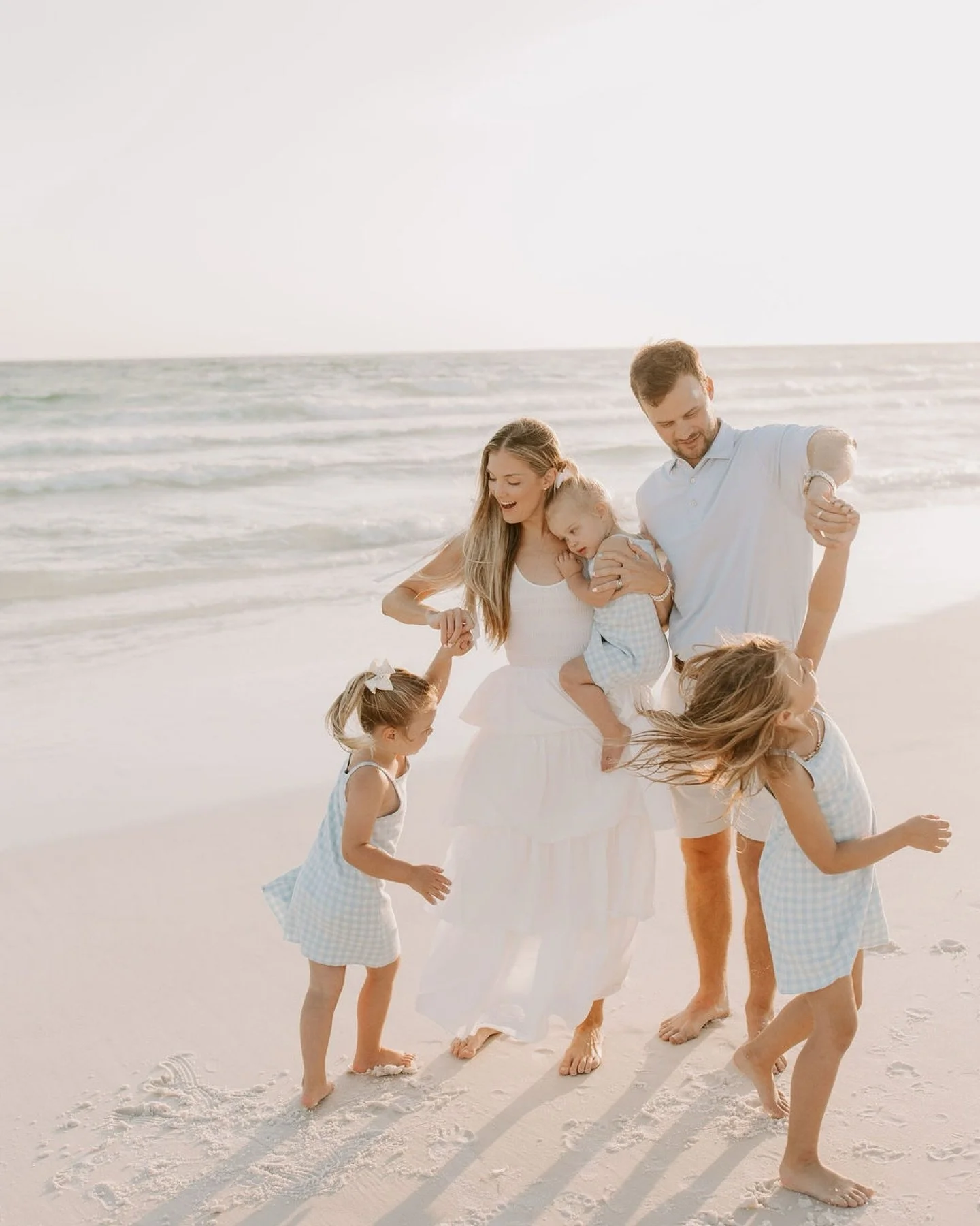 The most beautiful session with the Freeman family down on 30a ☀️