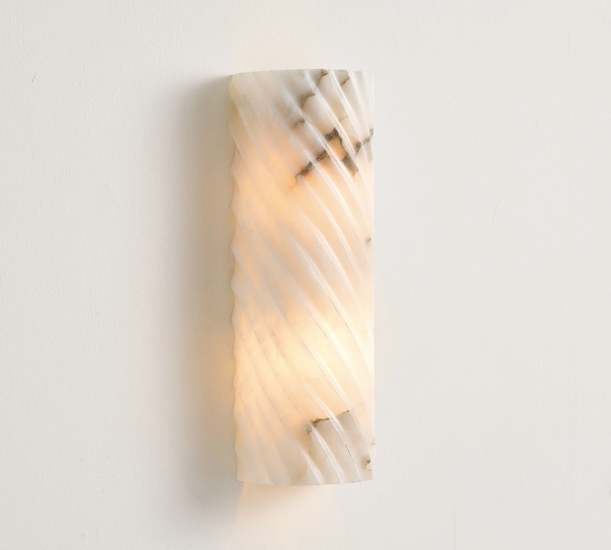 amalia-alabaster-fluted-sconce-15-1-xl.jpg