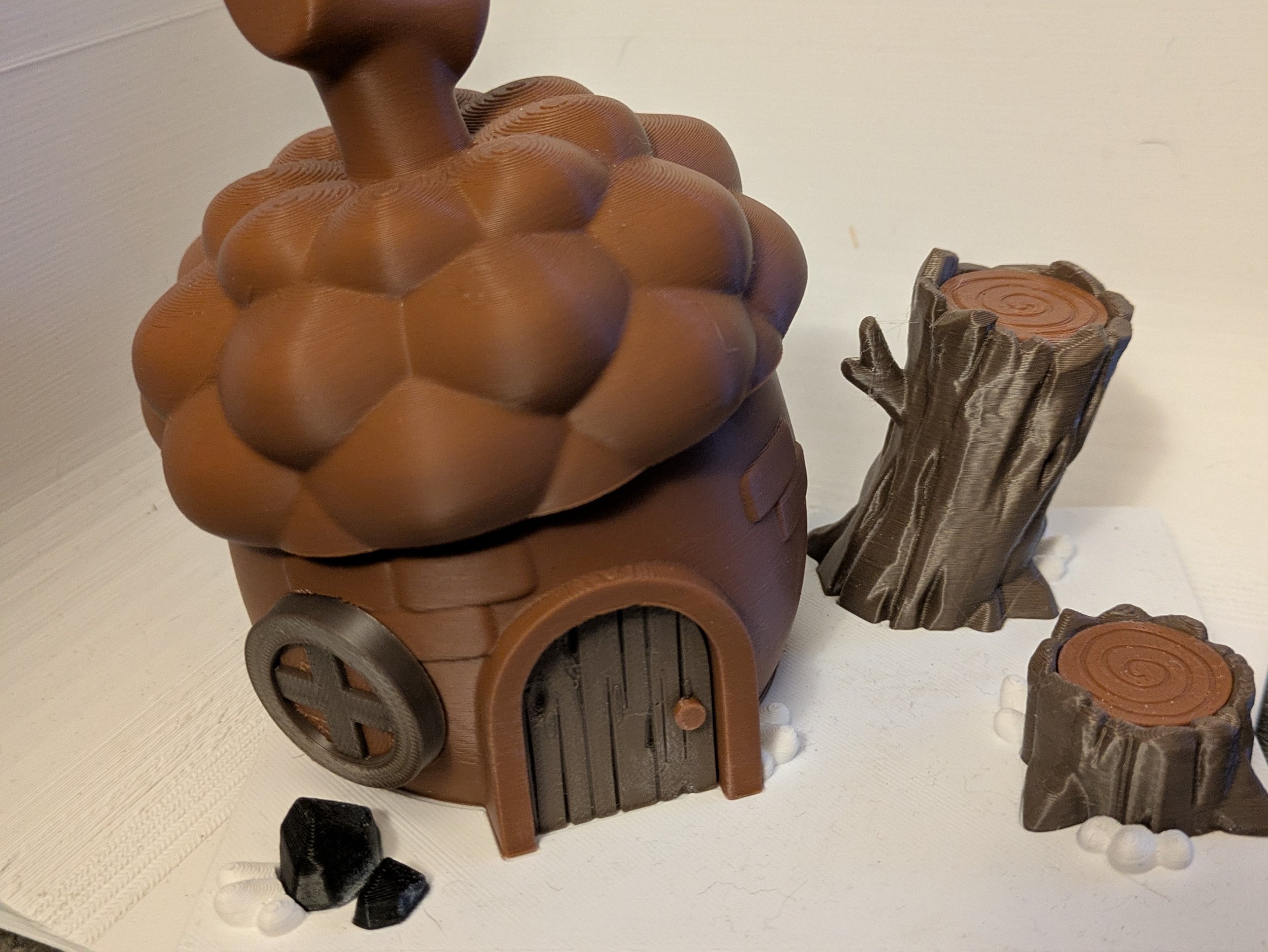 squirrel acorn house