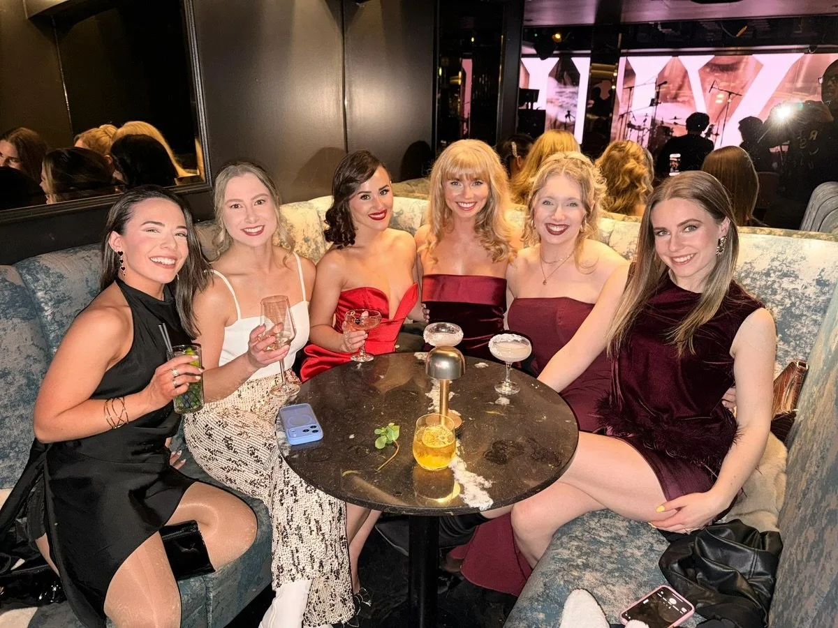 Thought I would share our CHRISTMAS do piccys as my girlies are too gorgeous not to. We&rsquo;re heading into our last touring weekend of 2025 🥹💕 this bunch have worked their butts off 💃🏻 so we had a lot of celebrating to do. 

Can&rsquo;t wait t