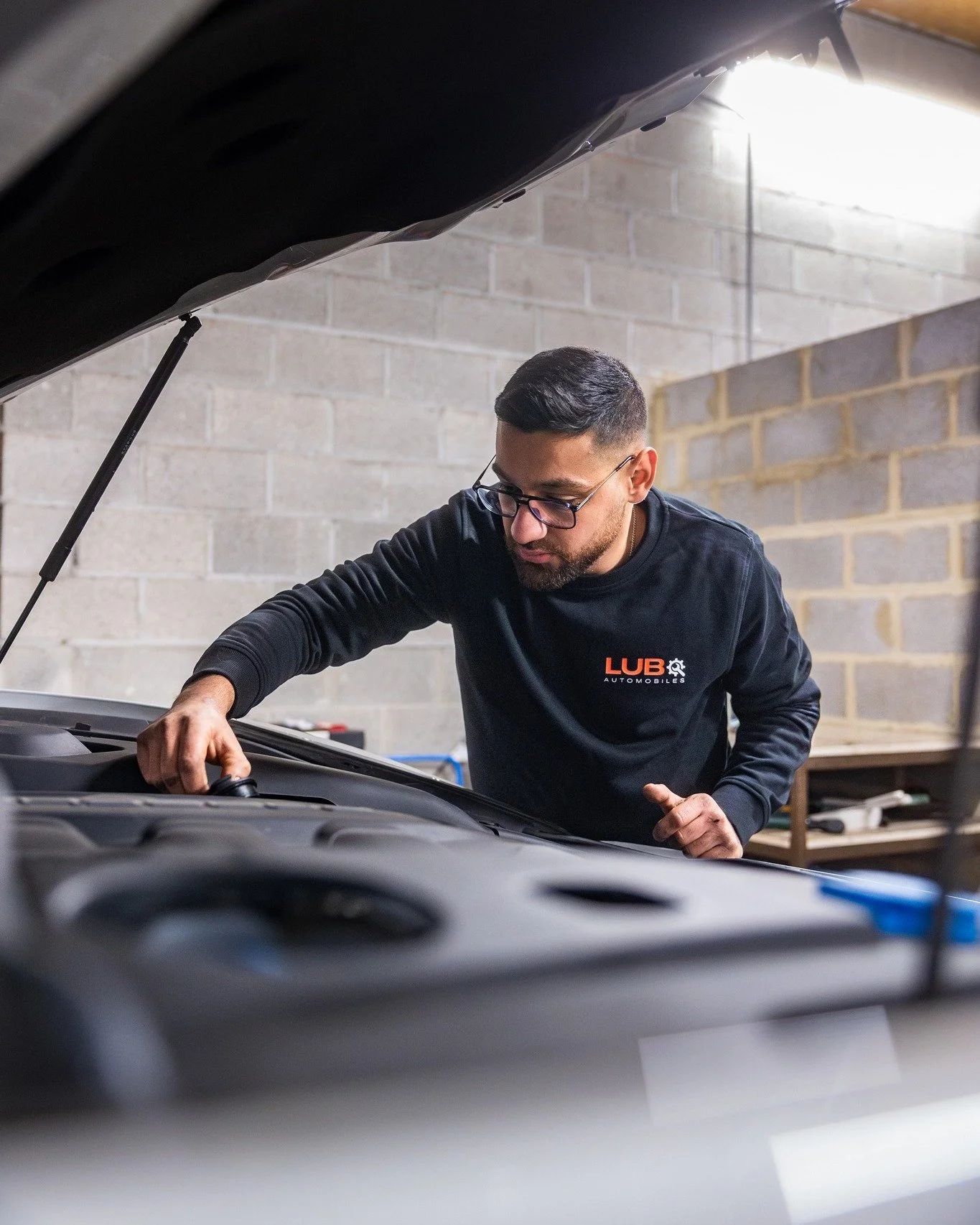 🔧 𝐔𝐧 𝐦𝐨𝐭𝐞𝐮𝐫 𝐧𝐞 𝐭𝐨𝐦𝐛𝐞 𝐩𝐫𝐞𝐬𝐪𝐮𝐞 𝐣𝐚𝐦𝐚𝐢𝐬 𝐞𝐧 𝐩𝐚𝐧𝐧𝐞 &ldquo;𝐝&rsquo;𝐮𝐧 𝐜𝐨𝐮𝐩&rdquo;.

Il donne toujours des petits signaux : bruit inhabituel, perte de puissance, odeur bizarre&hellip;

Beaucoup de gens ne savent pas