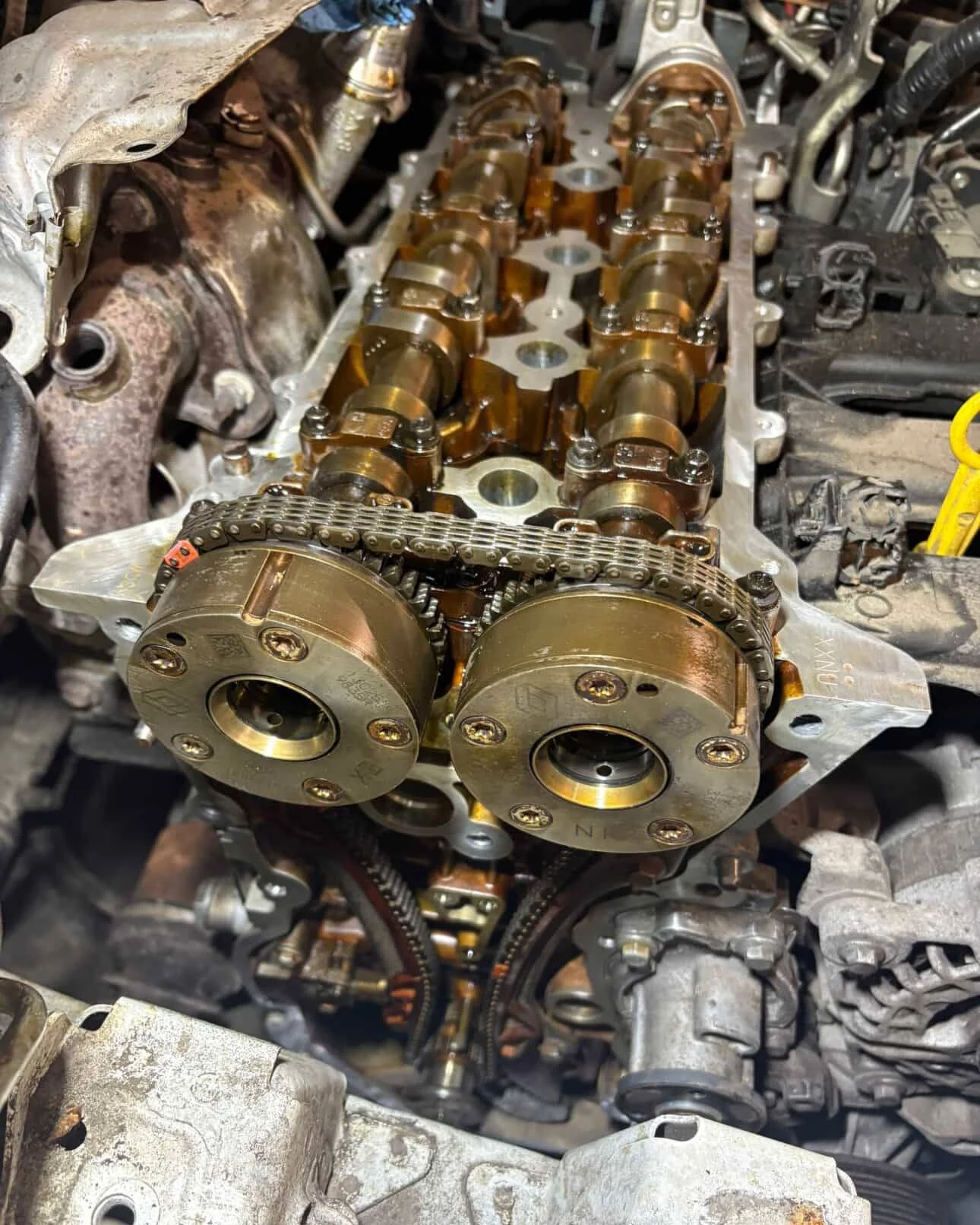 🔧 𝗗𝗶𝘀𝘁𝗿𝗶𝗯𝘂𝘁𝗶𝗼𝗻 𝘀𝘂𝗿 𝗺𝗼𝘁𝗲𝘂𝗿𝘀 𝗧𝗖𝗲
Vous roulez en Renault, Dacia ou Nissan ?

Un moteur que beaucoup de garages redoutent.
La cha&icirc;ne de distribution est sensible et le calage doit &ecirc;tre extr&ecirc;mement pr&eacute;cis