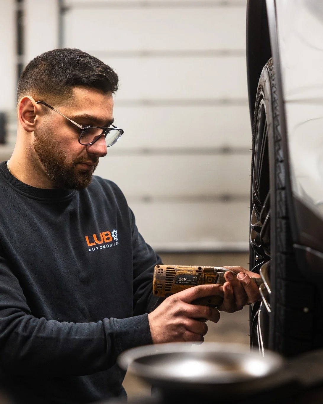 𝐋𝐞𝐬 𝐭𝐞𝐦𝐩&eacute;𝐫𝐚𝐭𝐮𝐫𝐞𝐬 𝐫𝐞𝐦𝐨𝐧𝐭𝐞𝐧𝐭 🌡️ 

C&rsquo;est le bon moment pour passer aux pneus &eacute;t&eacute; et rouler en toute s&eacute;curit&eacute;.
Nous vous conseillons d&rsquo;anticiper votre rendez-vous afin d&rsquo;&eacute