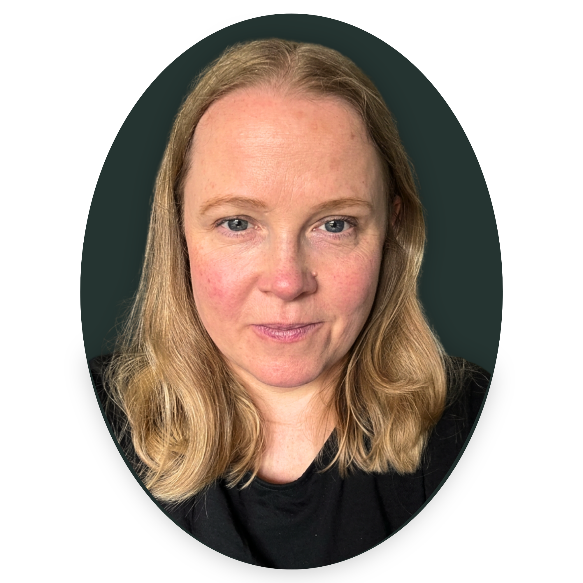 Image of Mandy Shepherd, coach, looking into the camera.