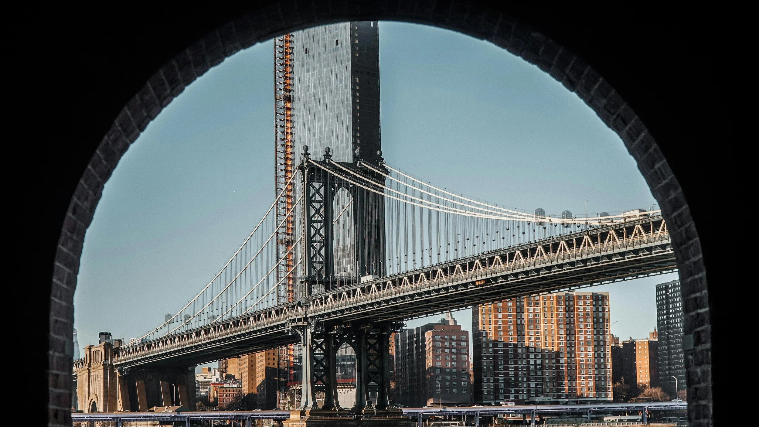 Lorem ipsum dolor sit amet, consectetur adipiscing elit. Aliquam in ante nisi. Suspendisse potenti. Sed sodales enim metus. Suspendisse tincidunt.