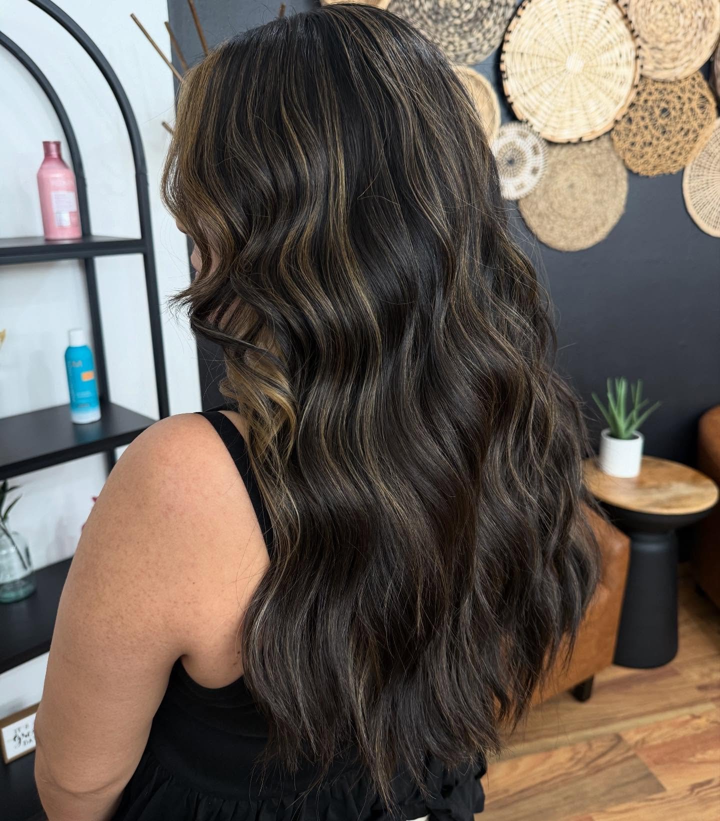 That dimension though 🖤🤎