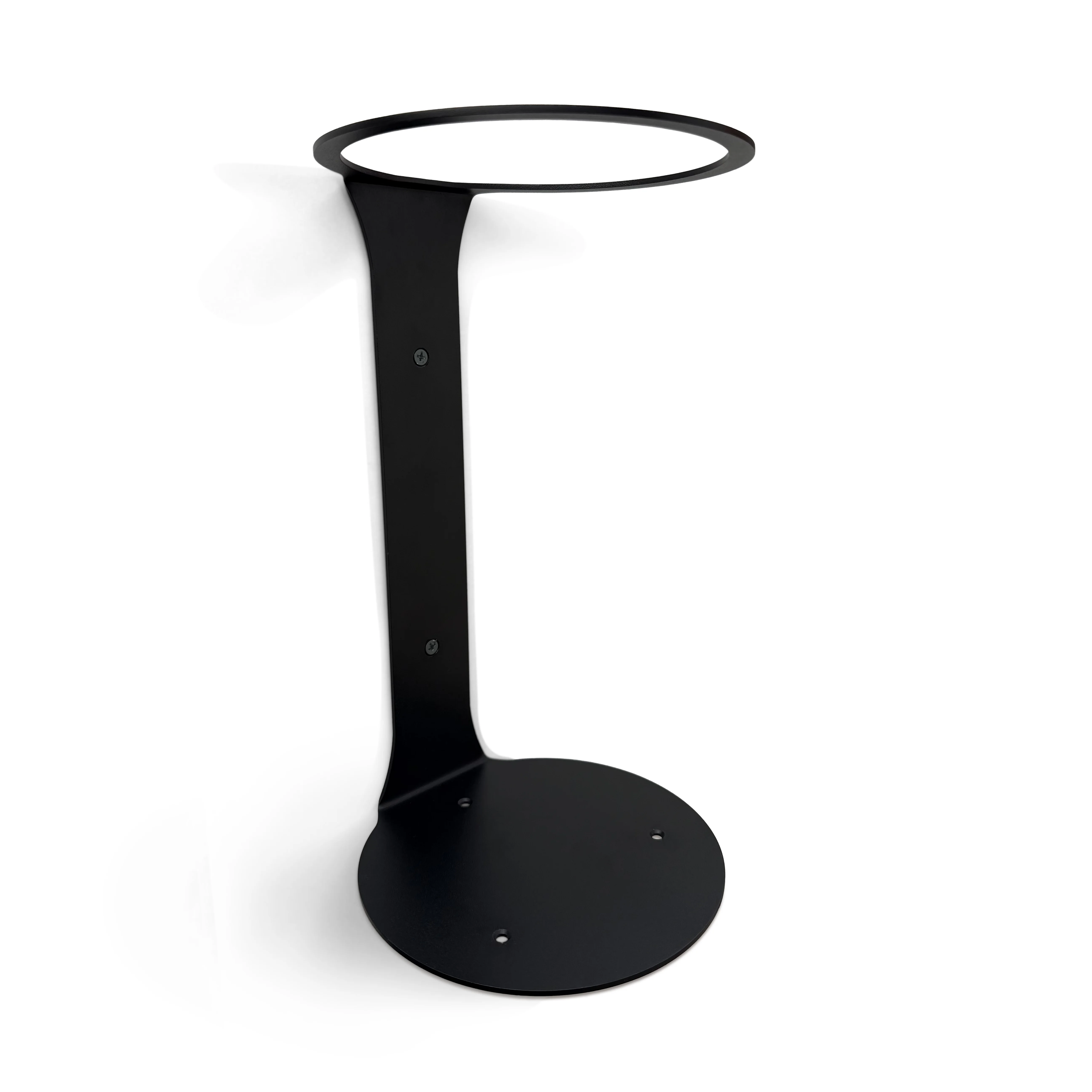 MatBase Detail Ansicht schräg an weißer Wand montiert