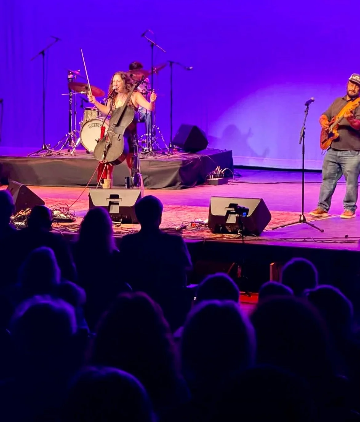 This past weekend was a whirlwind!

 - Started off teaching the first day orchestra at CSUEB on Wednesday.
- Drove all the way to Nevada and rocked out and danced with folks at @alibialeworks 
- Friday, headed to the Rio Nido Roadhouse with the Power