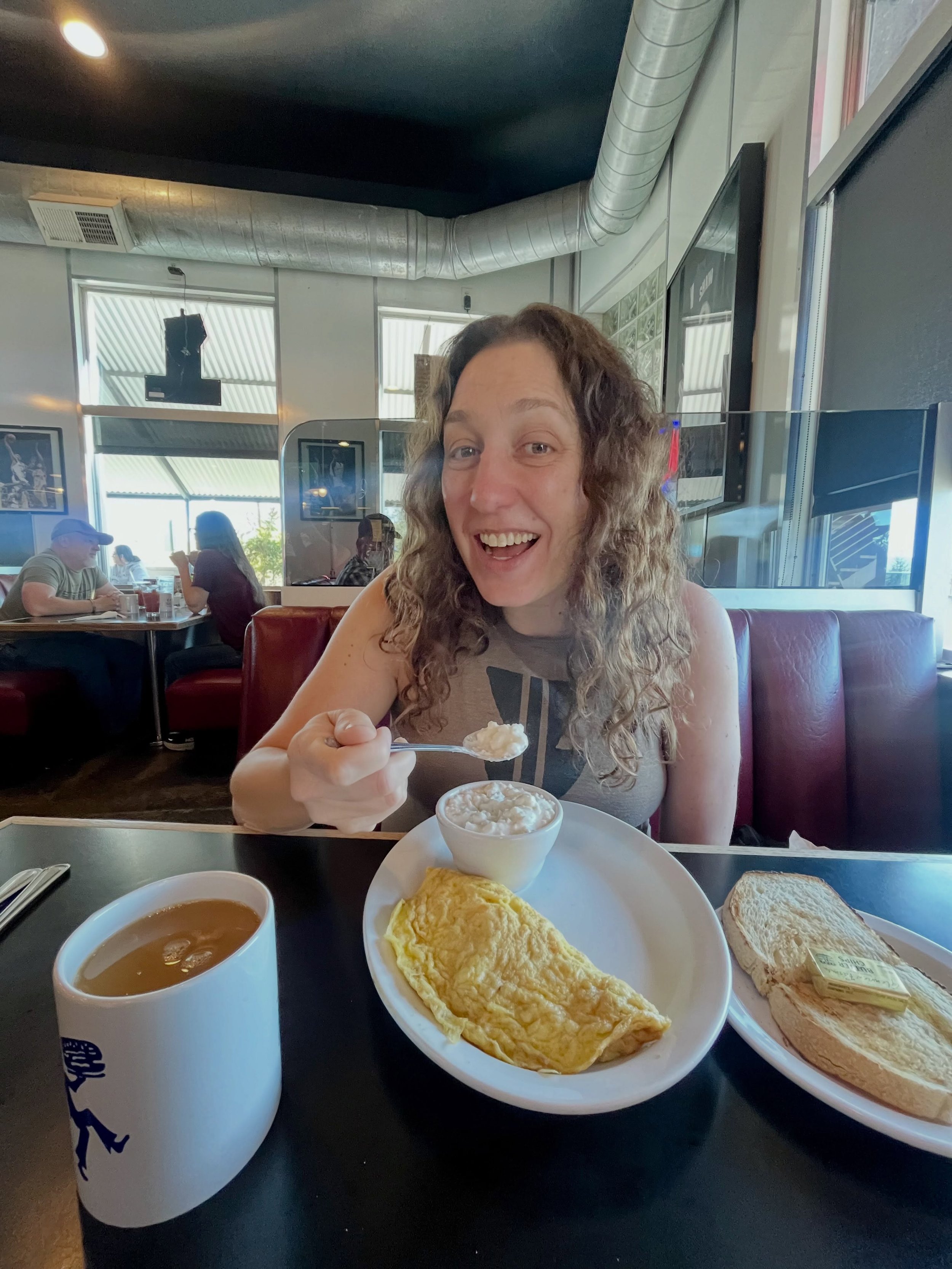 Powering up for our show today at @minersharmonymusic in Nevada city at 6:30.

#nevadacity #dirtycello #minersharmonymusic #tonight #somethingtodoinnevadacity
